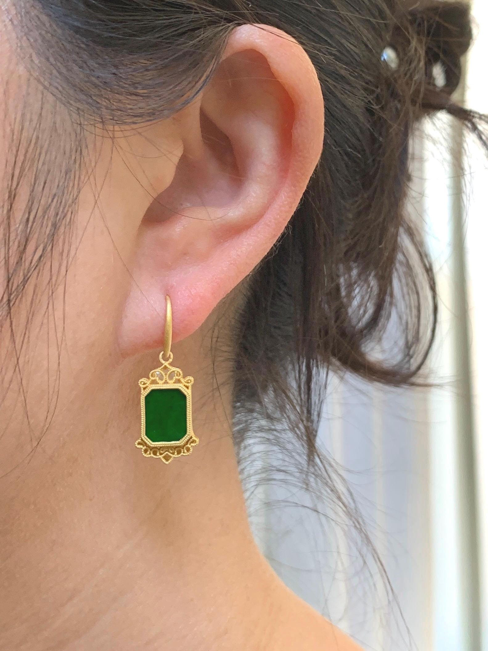 Natural Grade A Icy Vibrant Hot Green Jade Jadeite MOP Dangle Hook Earrings S925 Sterling Silver Yellow Gold Overlay 天然花青翡翠银镶耳钩 HQF350