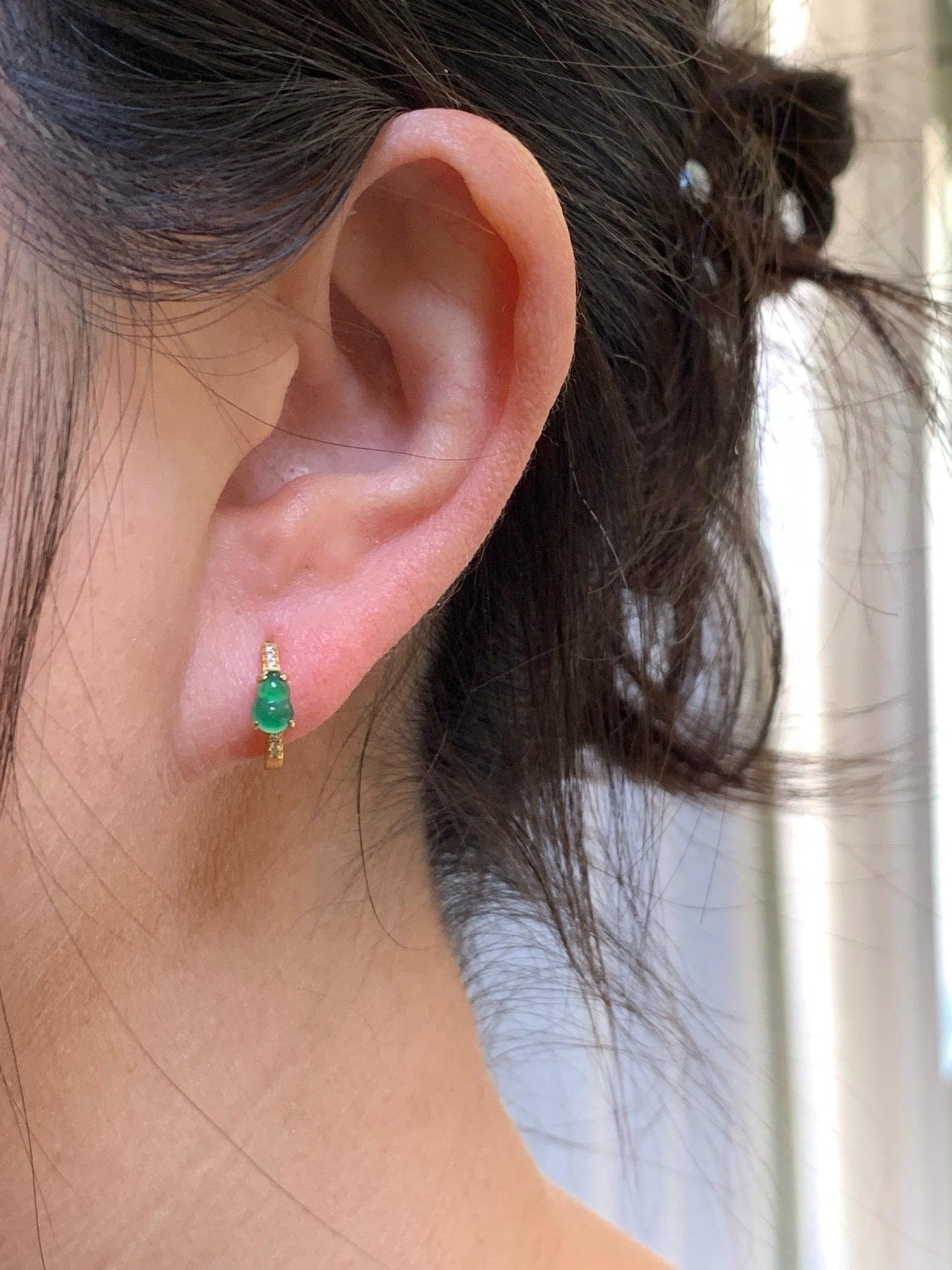 Natural Guatemalan Icy Translucent Vibrant Green Gourd Jadeite Hoop Huggie Earrings Sterling Silver Yellow Gold Overlay 天然冰危绿翡翠葫芦银镶耳包 XHL68