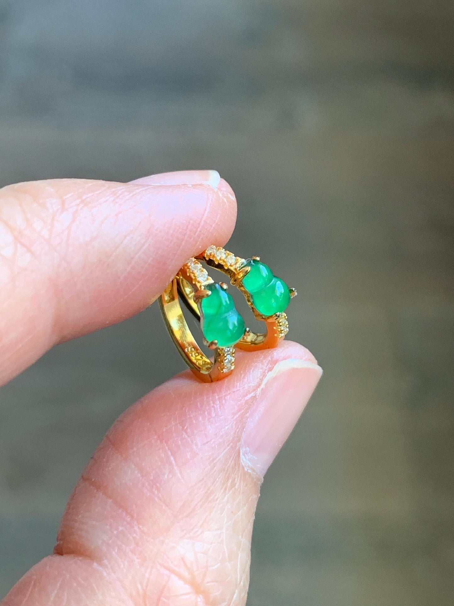 Natural Guatemalan Icy Translucent Vibrant Green Gourd Jadeite Hoop Huggie Earrings Sterling Silver Yellow Gold Overlay 天然冰危绿翡翠葫芦银镶耳包 XHL68