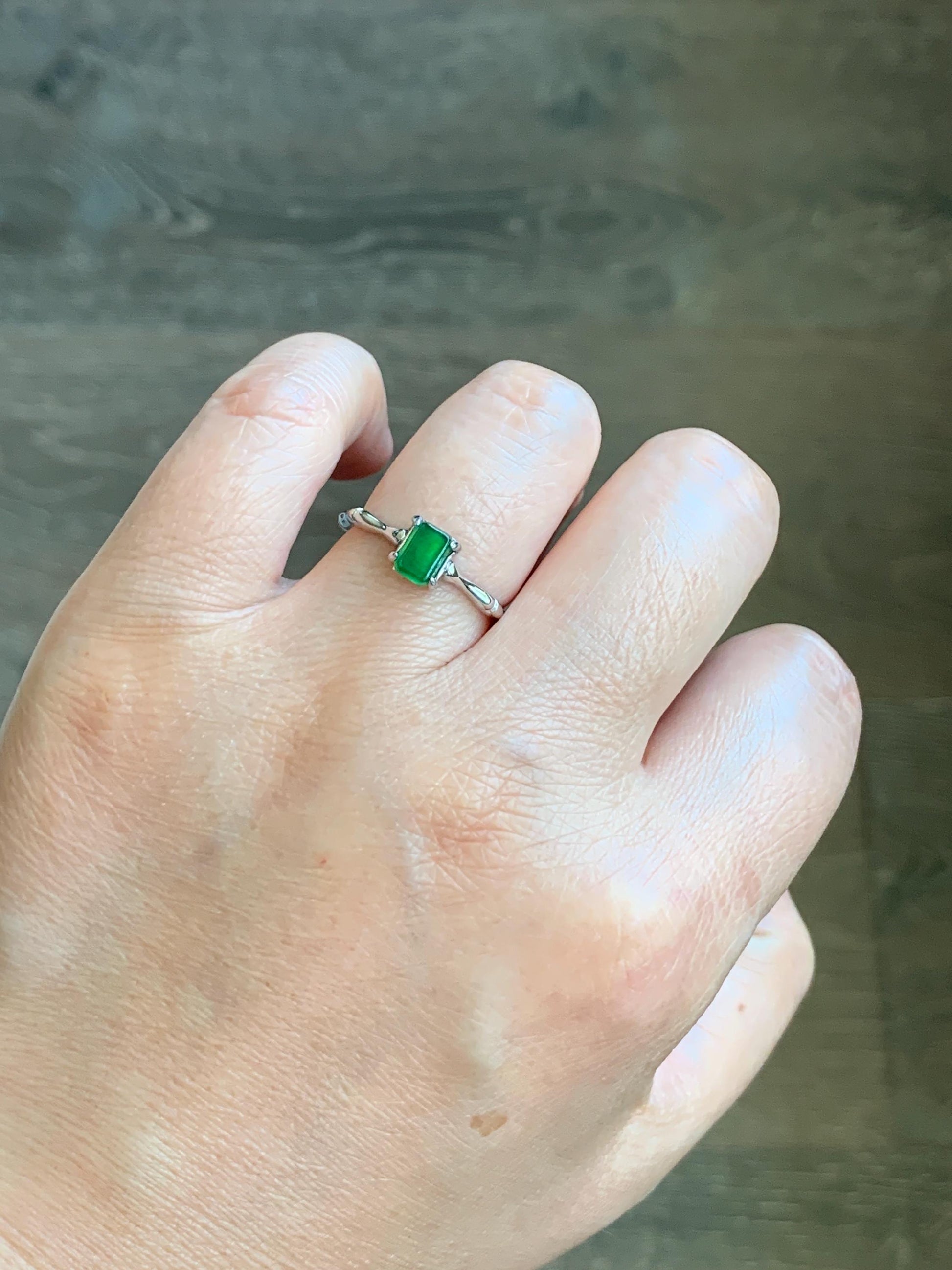 Natural Grade A Guatemalan Icy Translucent Vibrant Green Jadeite Bamboo Ring Sterling Silver Size Adjustable 天然冰危绿切割面翡翠竹节银镶戒指 ZJL55B