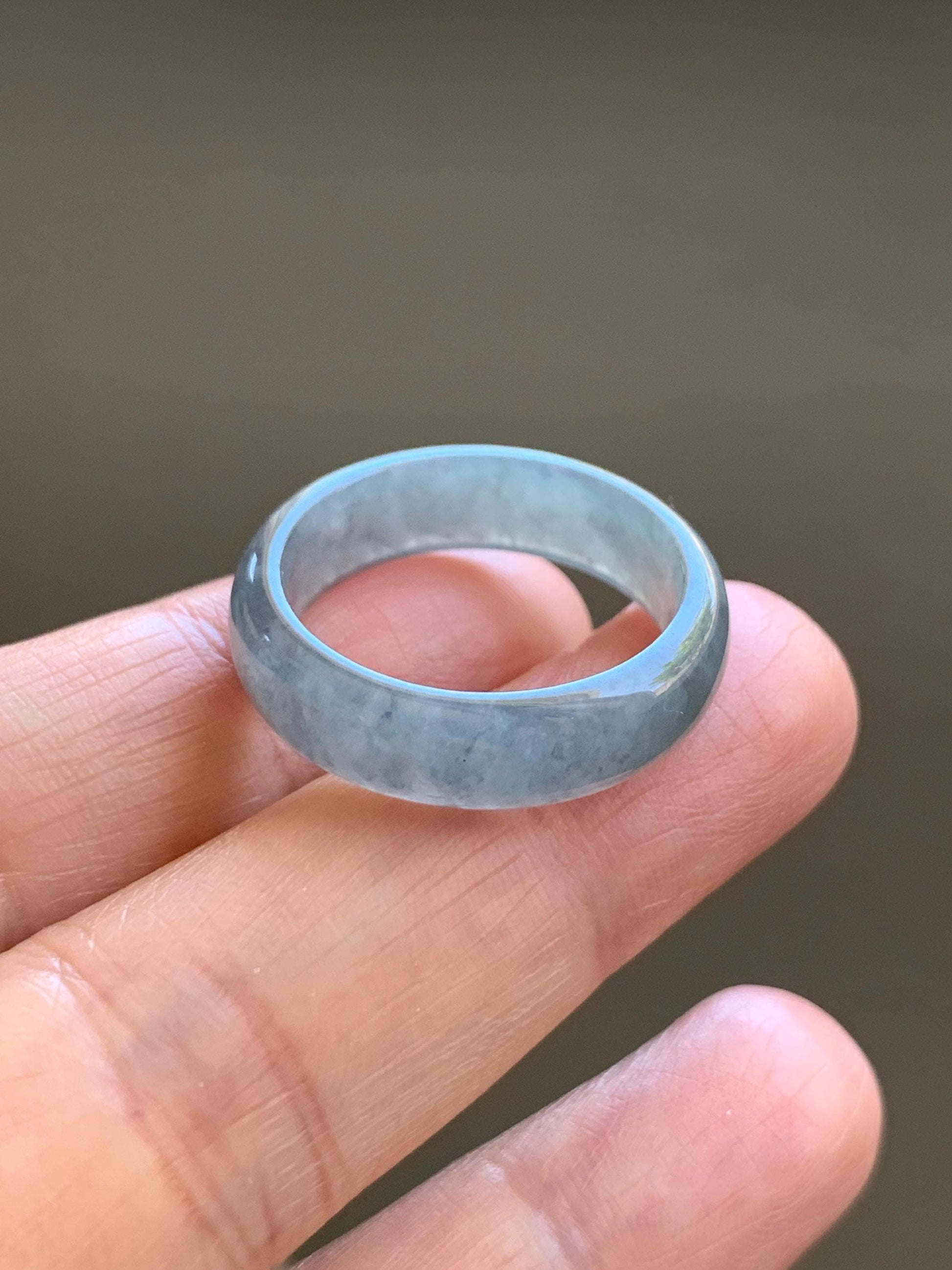 Natural Grade A Guatemalan Icy Translucent Gelatinous Wuji Jade Jadeite Band Ring Size 9.25 US 天然冰胶危乌鸡翡翠戒圈 WWJ150F