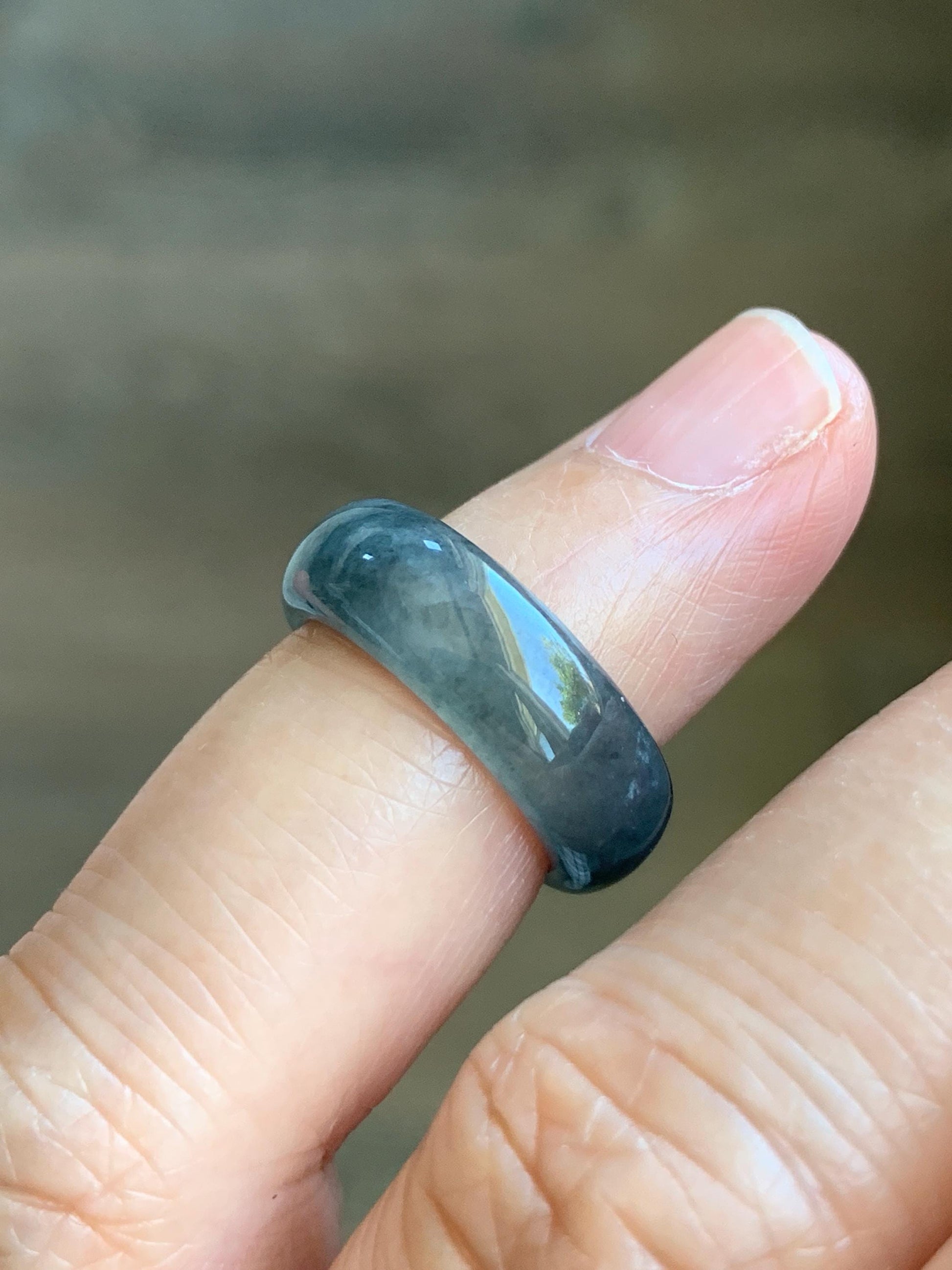Natural Grade A Guatemalan Icy Translucent Gelatinous Dark Wuji Jade Jadeite Band Ring Size 2.75 US 天然冰胶危乌鸡翡翠戒圈 WWJ150B