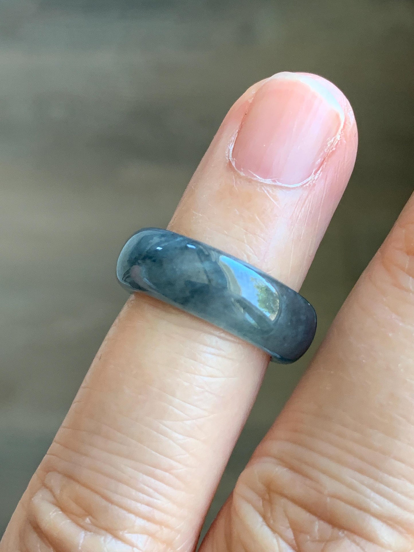 Natural Grade A Guatemalan Icy Translucent Gelatinous Dark Wuji Jade Jadeite Band Ring Size 2.75 US 天然冰胶危乌鸡翡翠戒圈 WWJ150B