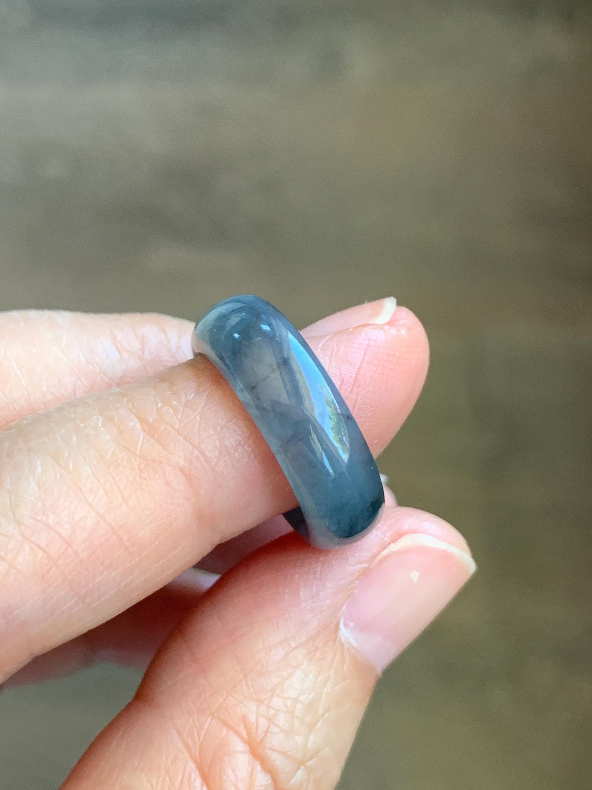 Natural Grade A Guatemalan Icy Translucent Gelatinous Dark Wuji Jade Jadeite Band Ring Size 4.75 US 天然冰胶危乌鸡翡翠戒圈 WWJ150A