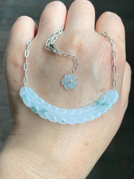 Natural Grade A Icy Highly Translucent Green Marbled Jadeite Crescent Feather Pendant 999 Sterling Silver Necklace 天然冰胶飘花翡翠羽毛玉横足银项链 MPH335