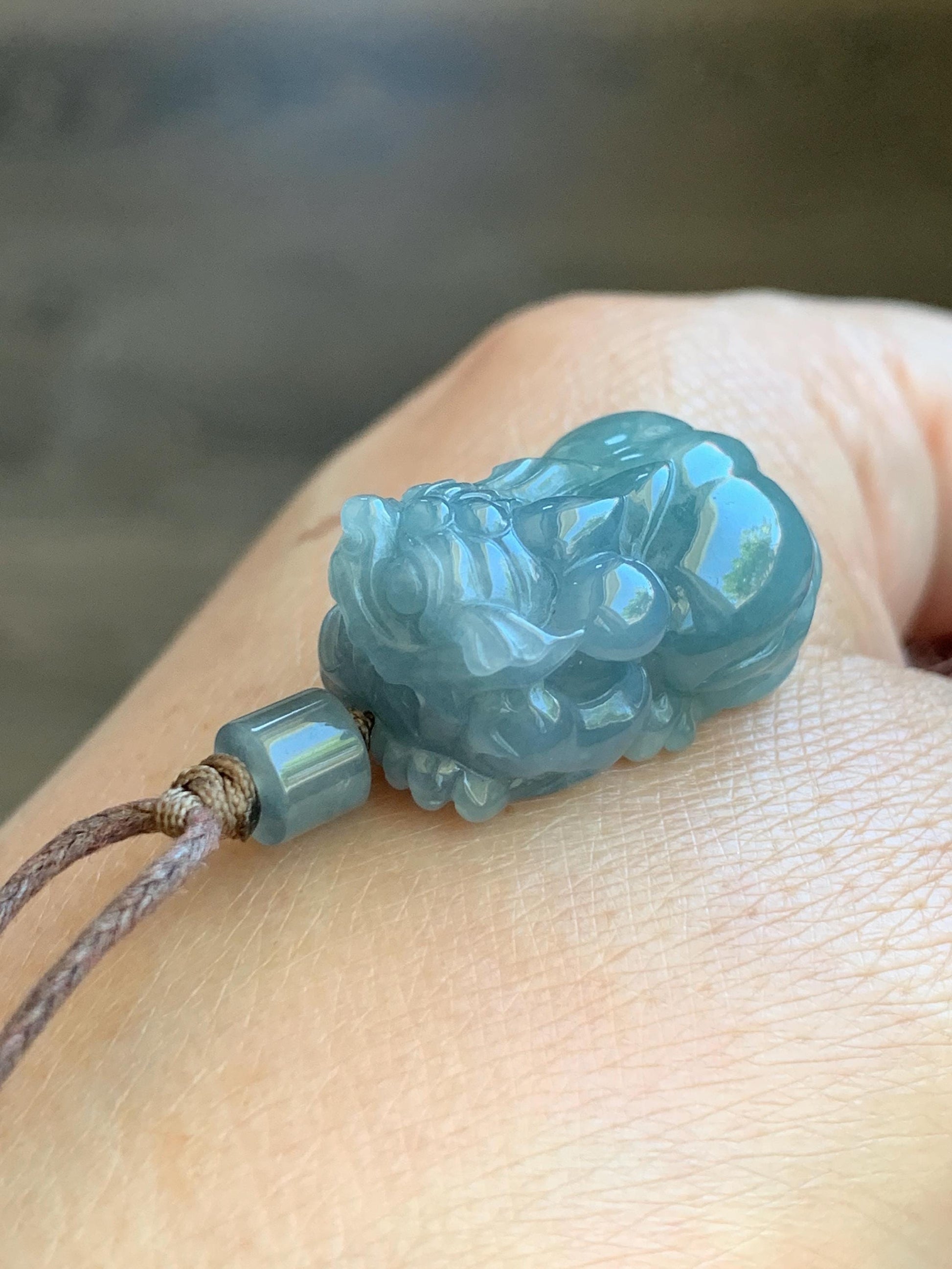 Natural Grade A Icy Translucent Gelatinous Light Blue Jade Jadeite Carved Pixiu Pendant Rope Necklace 25" 12g 天然冰胶浅蓝翡翠精工貔貅吊坠 MTL