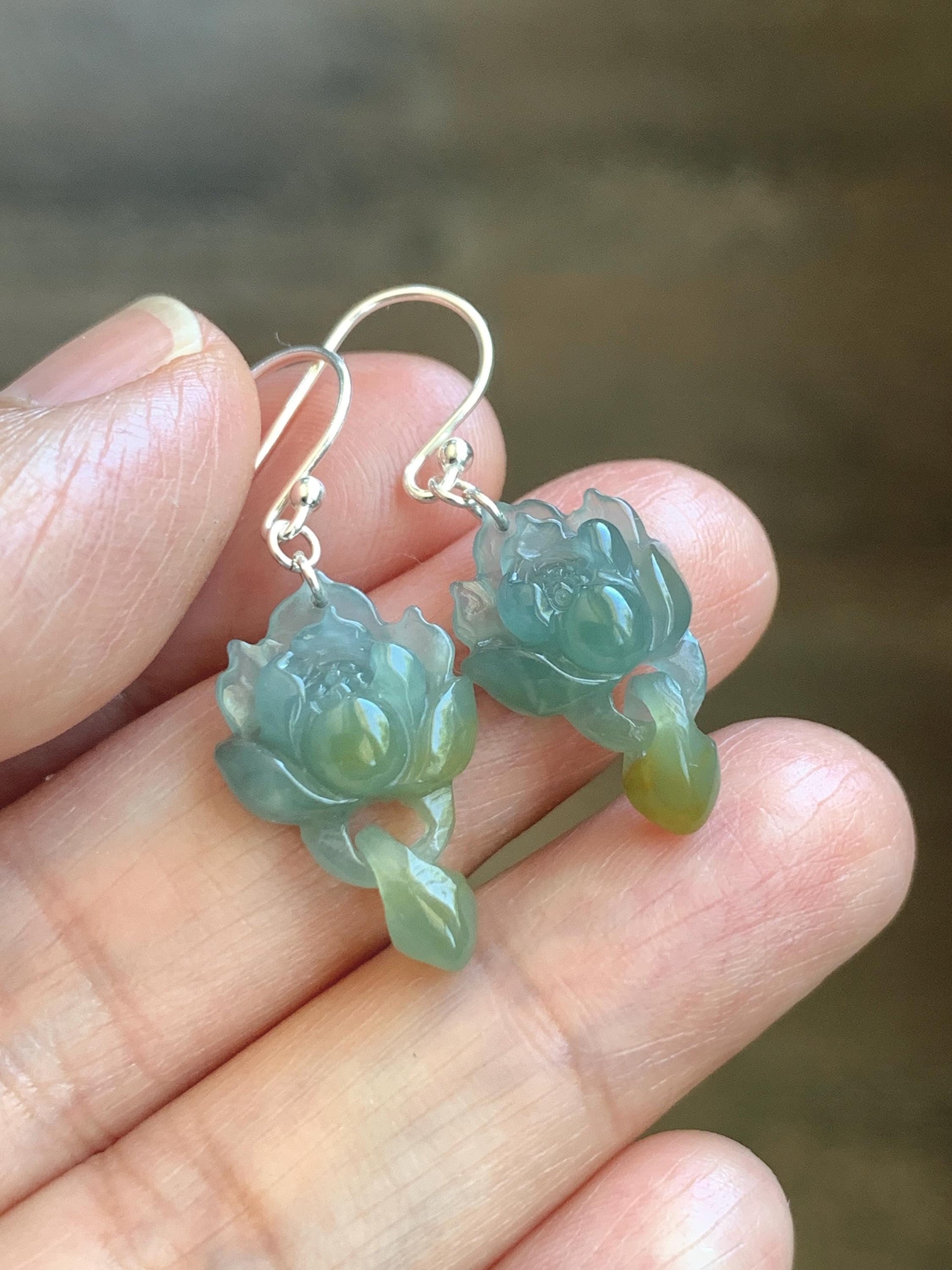 Natural Guatemalan Icy Translucent Light Blue Jadeite Lotus Flower w/ Interlocking Drops Dangle Earrings Sterling Silver 天然冰危蓝飘黄翡翠莲花环环相扣银耳钩
