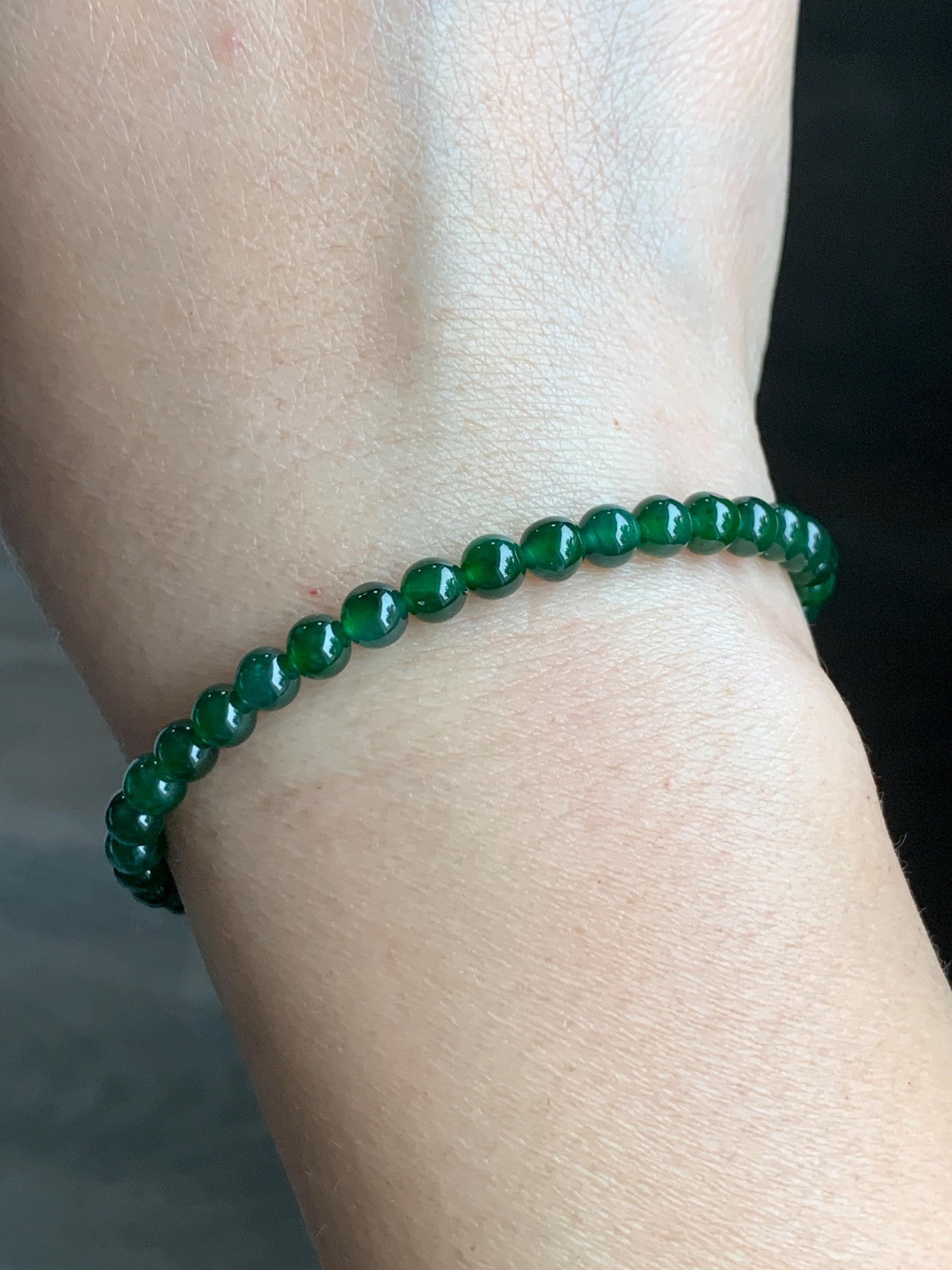 Natural Grade A Guatemalan Icy Translucent Vibrant Jade Jadeite Petite Beads Beaded Bracelet 4.6mm 6.75” 8g 天然冰危绿翡翠小圆珠手串 ZWL330