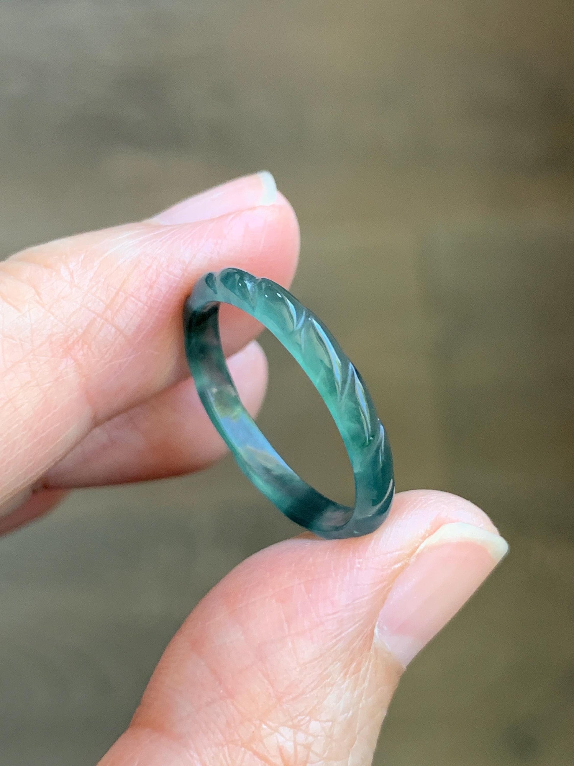 Natural Grade A Guatemalan Icy Highly Translucent Dark Teal Green Jade Jadeite Carved Braid Band Ring Size 9 US 天然冰危深蓝绿翡翠麻花戒圈 MHJ55C
