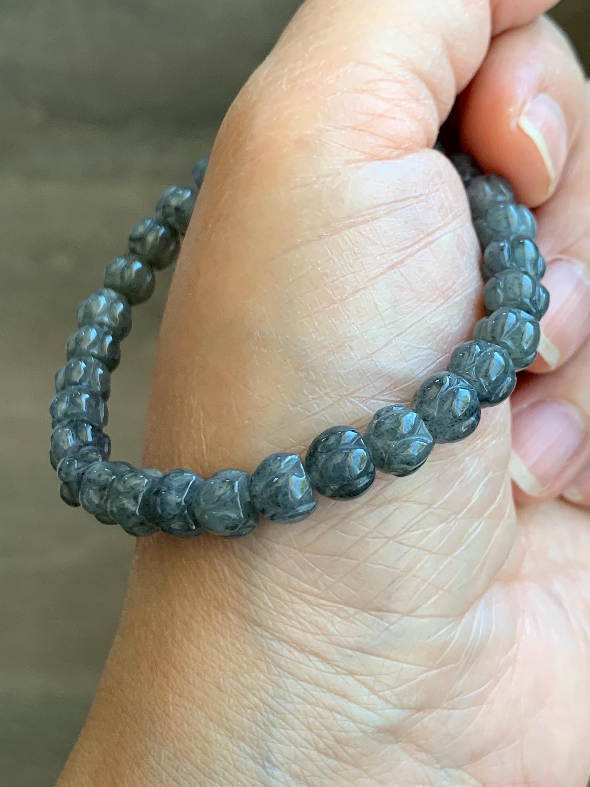 Natural Grade A Icy Translucent Gelatinous Wuji Jadeite Carved Lotus Flower Beads Beaded Bracelet 6.75” 15g 天然冰乌鸡翡翠莲花珠手串 WJLH360A