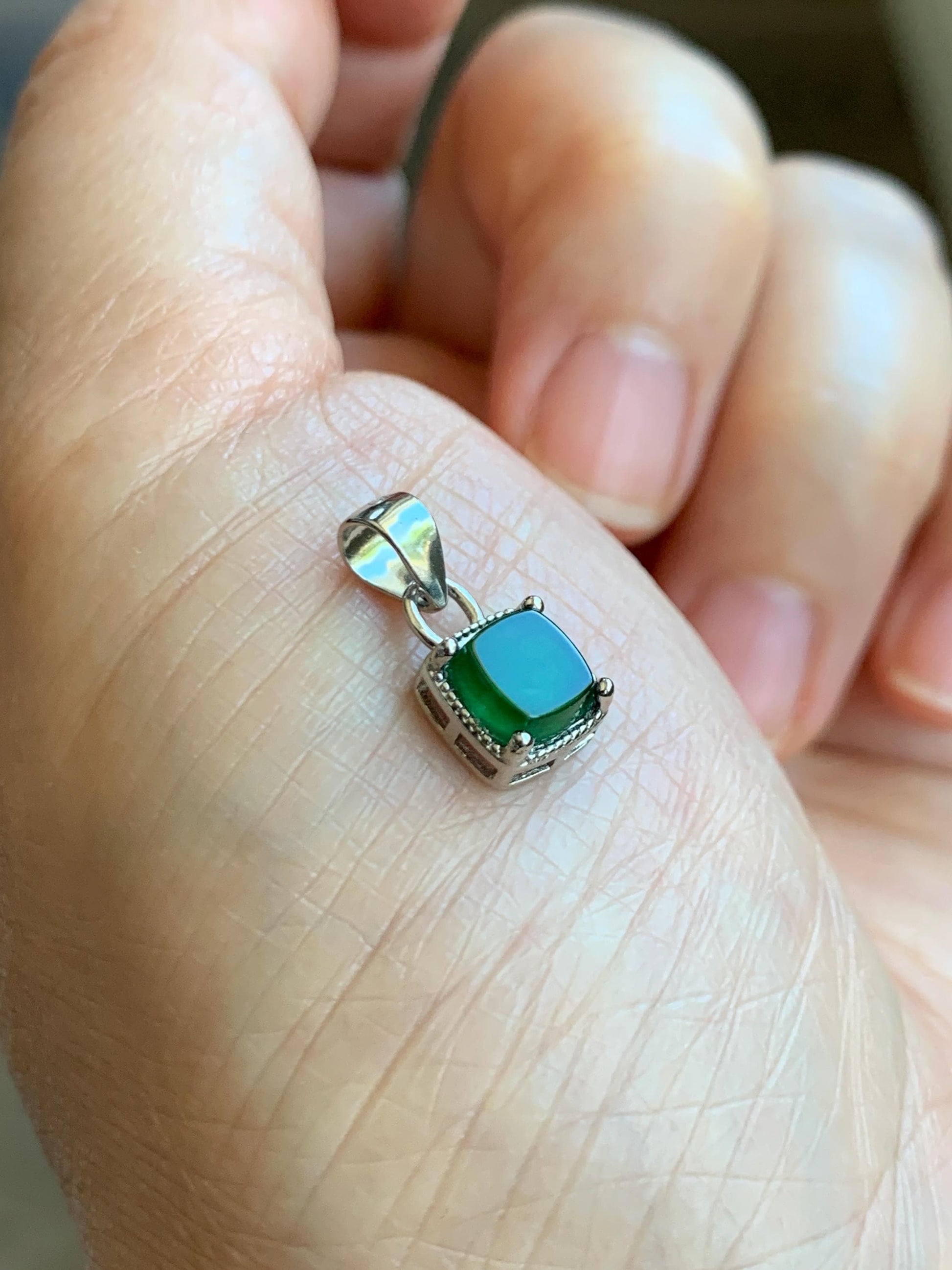 Natural Grade A Guatemalan Icy Highly Translucent Vibrant Green Jadeite Petite Square Pendant Sterling Silver 天然冰危绿翡翠方糖银镶吊坠 WLFT85