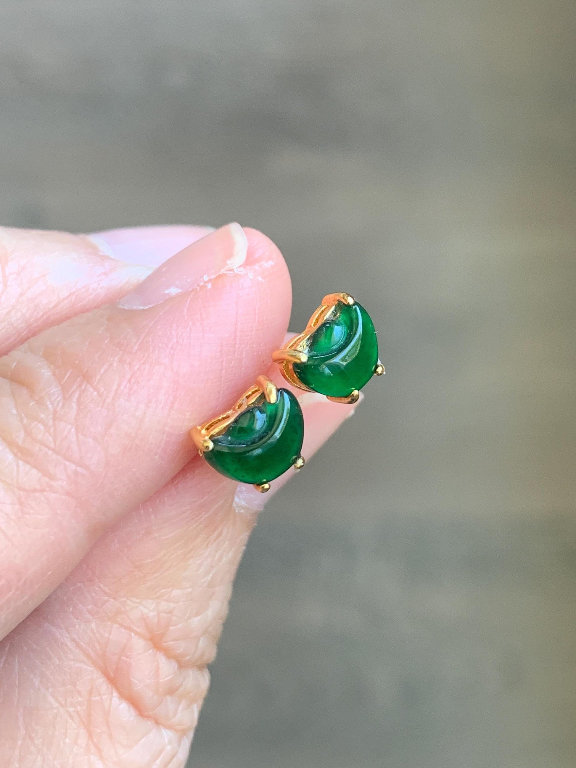 Petite Natural Grade A Guatemalan Icy Translucent Green Jade Jadeite Carved Gold Ingot Stud Earrings Sterling Silver YG 天然冰危绿翡翠元宝耳钉 WYB68