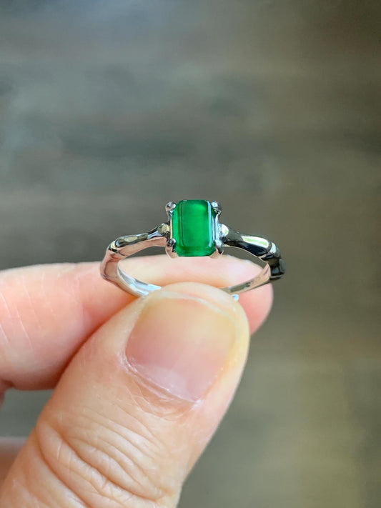 Natural Grade A Guatemalan Icy Translucent Vibrant Green Jadeite Bamboo Ring Sterling Silver Size Adjustable 天然冰危绿切割面翡翠竹节银镶戒指 ZJL55B
