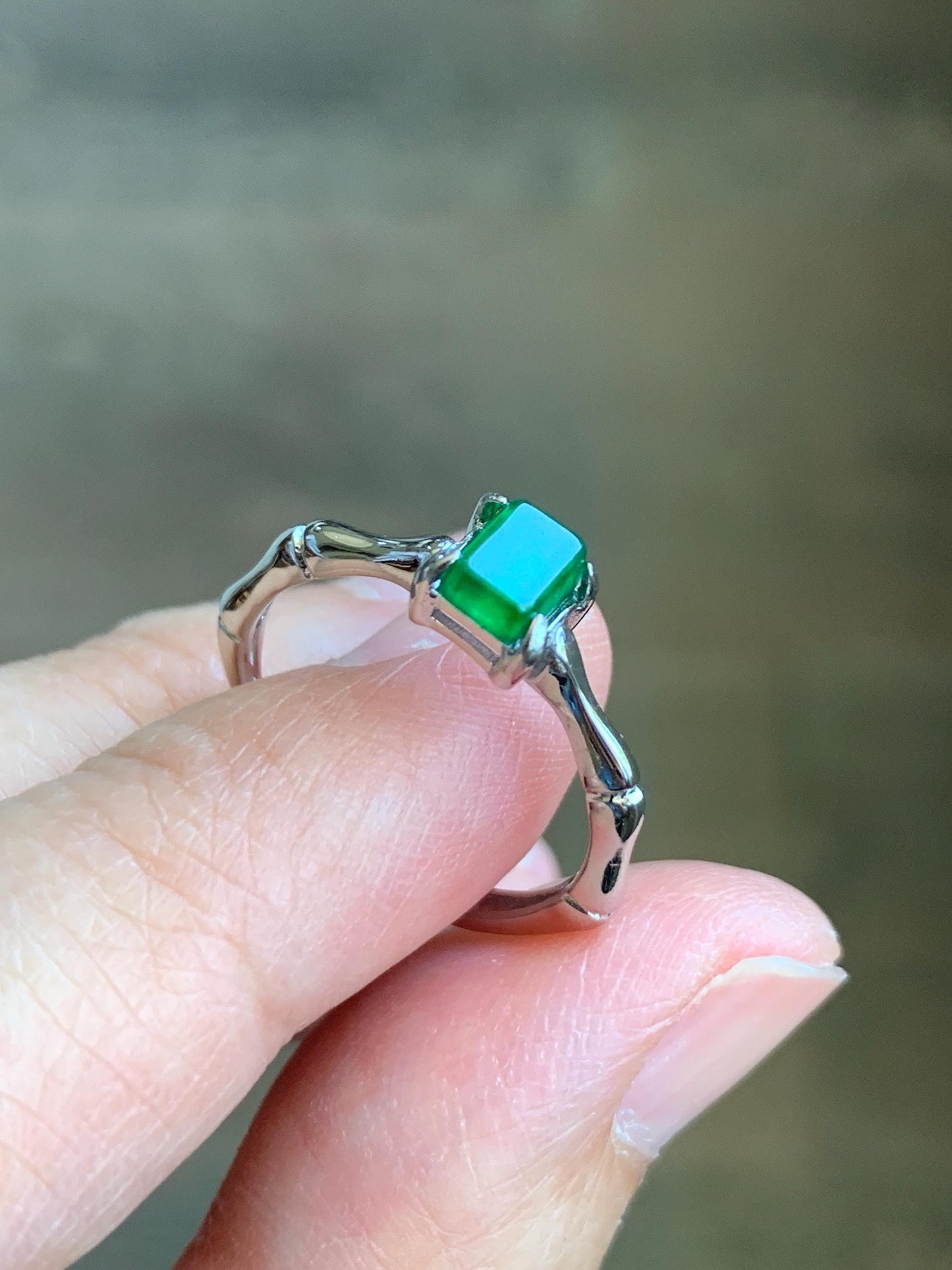 Natural Grade A Guatemalan Icy Translucent Vibrant Green Jadeite Bamboo Ring Sterling Silver Size Adjustable 天然冰危绿切割面翡翠竹节银镶戒指 ZJL55B