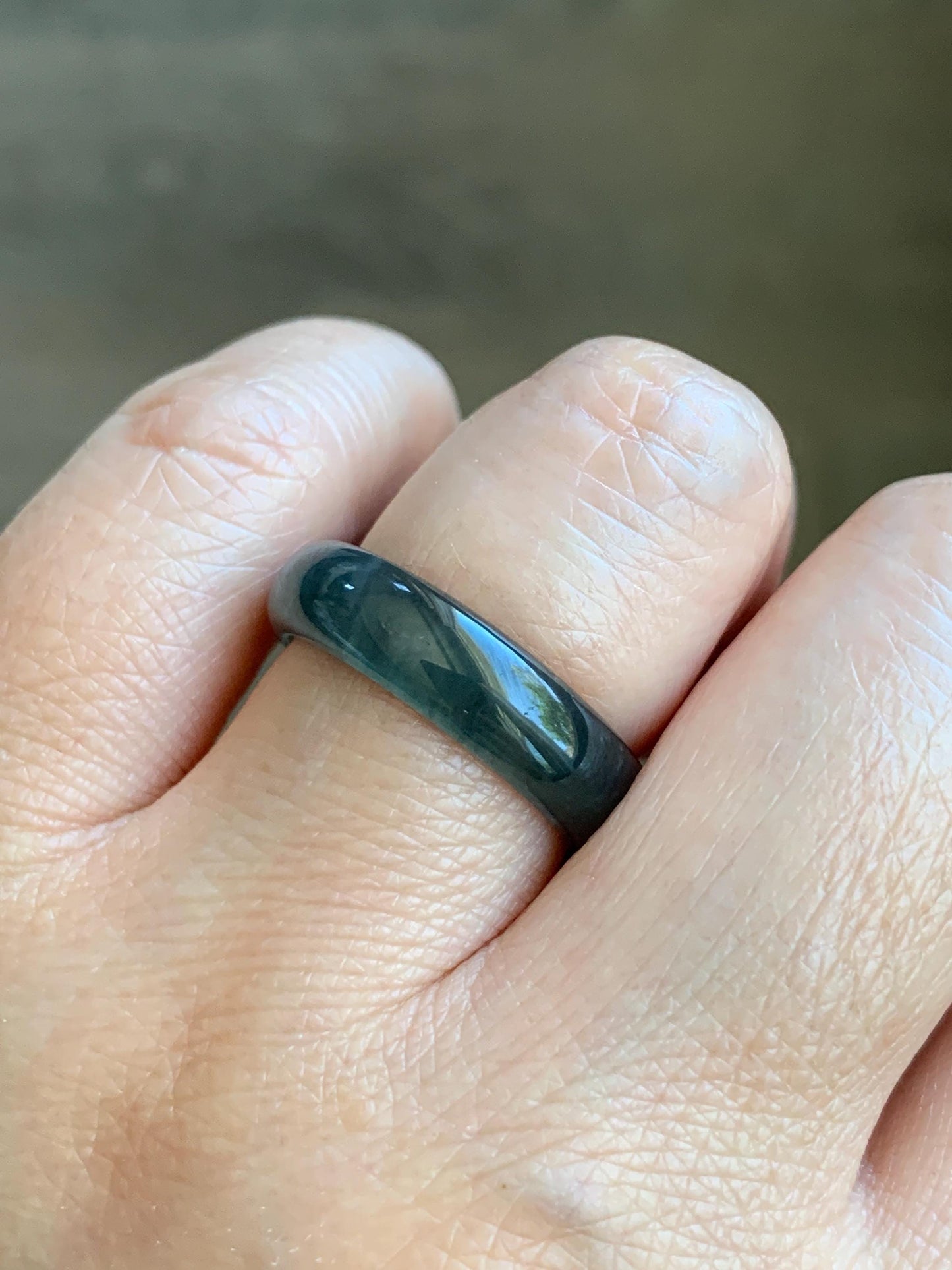 Natural Grade A Guatemalan Icy Translucent Gelatinous Dark Wuji Jade Jadeite Band Ring Size 8 US 天然冰胶危乌鸡翡翠戒圈 WWJ150E