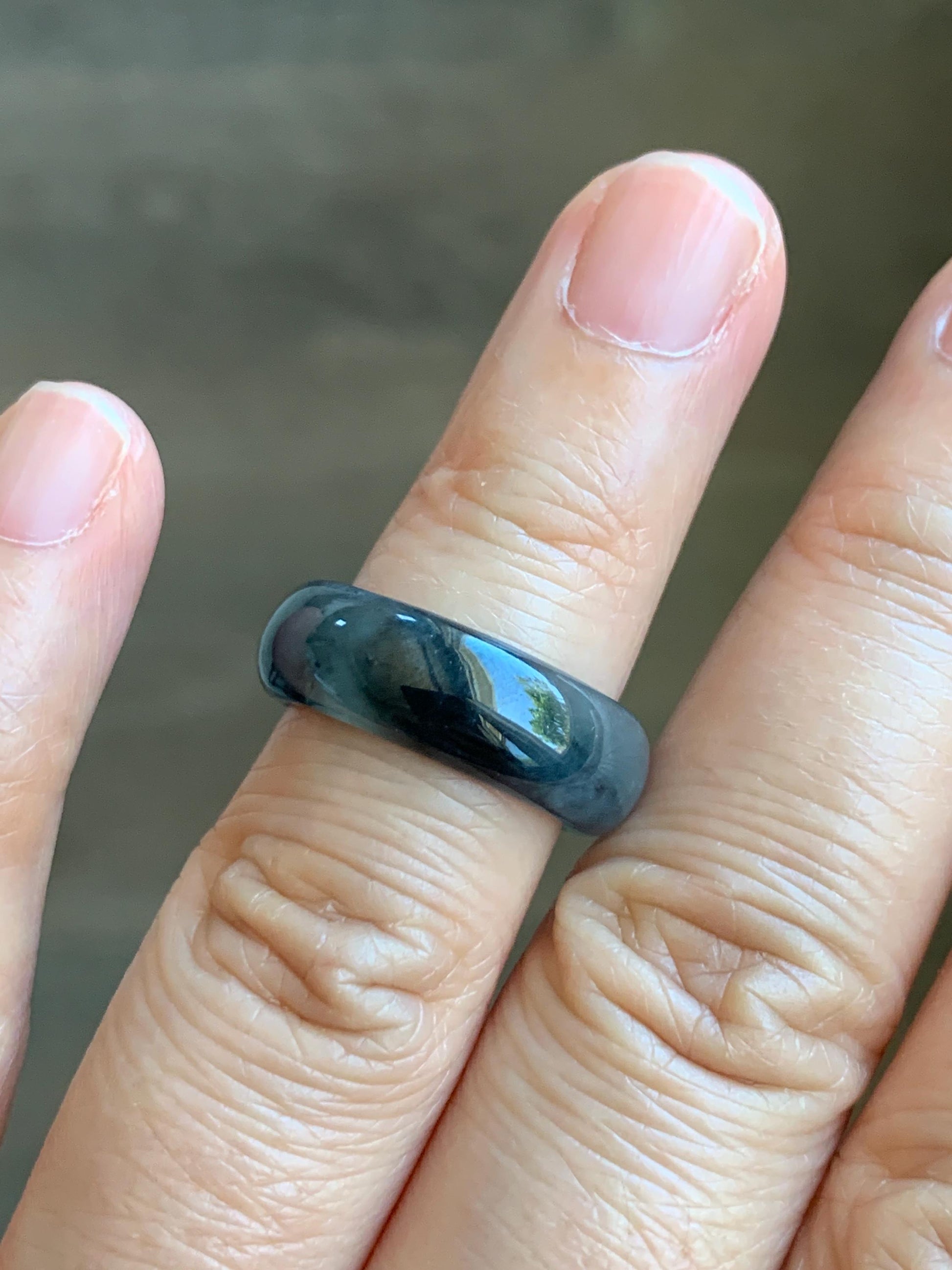 Natural Grade A Guatemalan Icy Translucent Gelatinous Dark Wuji Jade Jadeite Band Ring Size 4.75 US 天然冰胶危乌鸡翡翠戒圈 WWJ150D