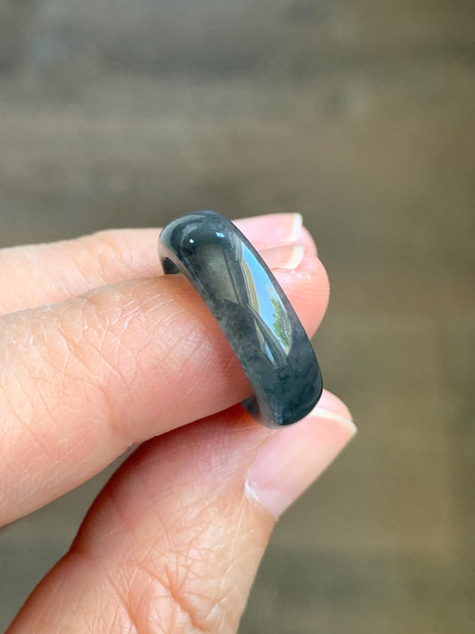 Natural Grade A Guatemalan Icy Translucent Gelatinous Dark Wuji Jade Jadeite Band Ring Size 4.75 US 天然冰胶危乌鸡翡翠戒圈 WWJ150C
