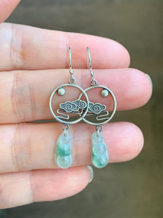 Natural Grade A Icy Highly Translucent Green Marbled Jadeite Carved Petite Peapod Dangle Earrings Sterling Silver 天然冰晴飘绿花翡翠福豆银耳钩 MPFD69