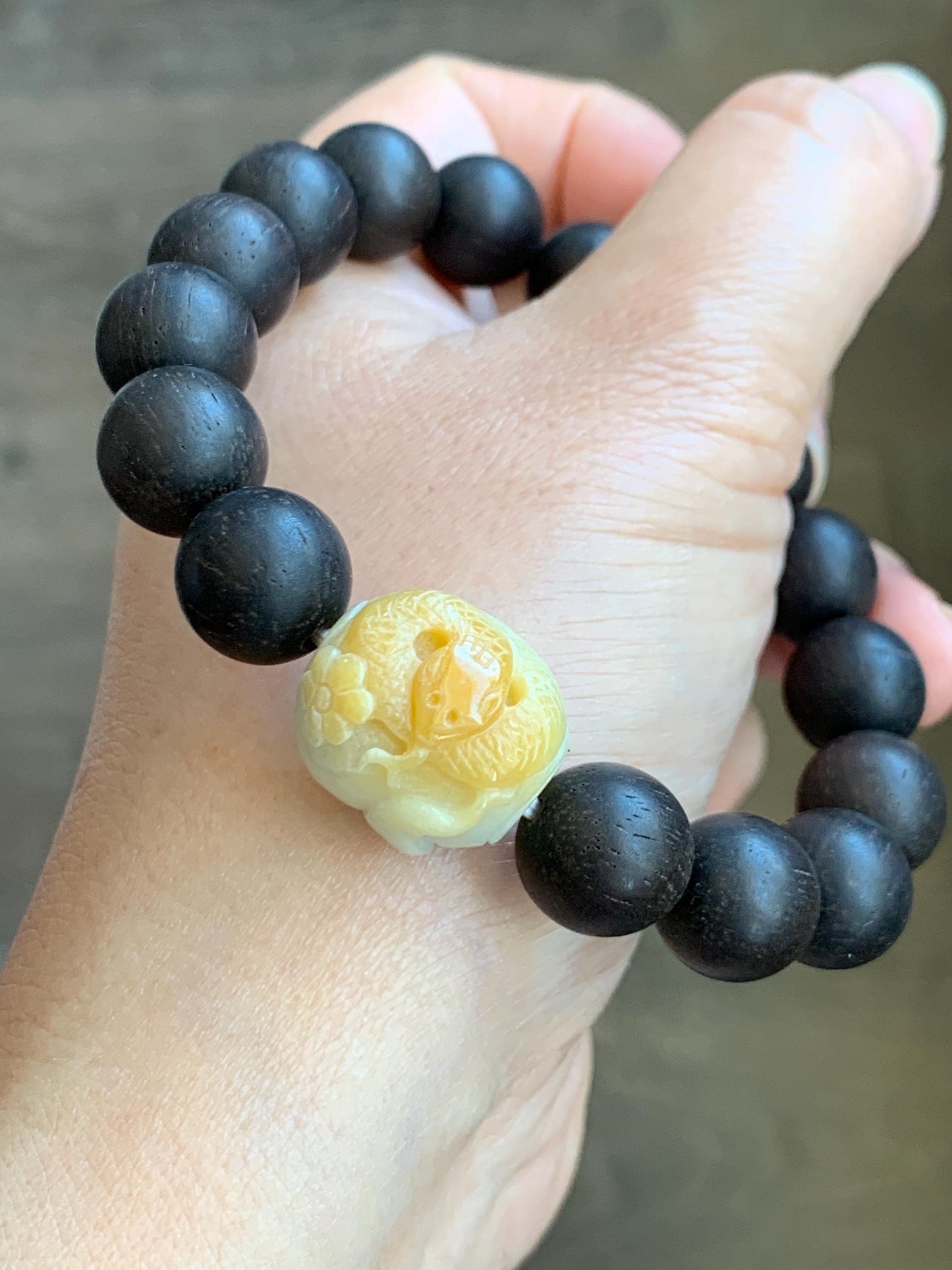 Natural Grade A Icy Translucent Yellow Marbled Jadeite Carved Snake Cherry Blossom Barrel Bead Beaded Bracelet 8" 天然黄飘花翡翠蛇梅花桶珠木珠手串 HUS129