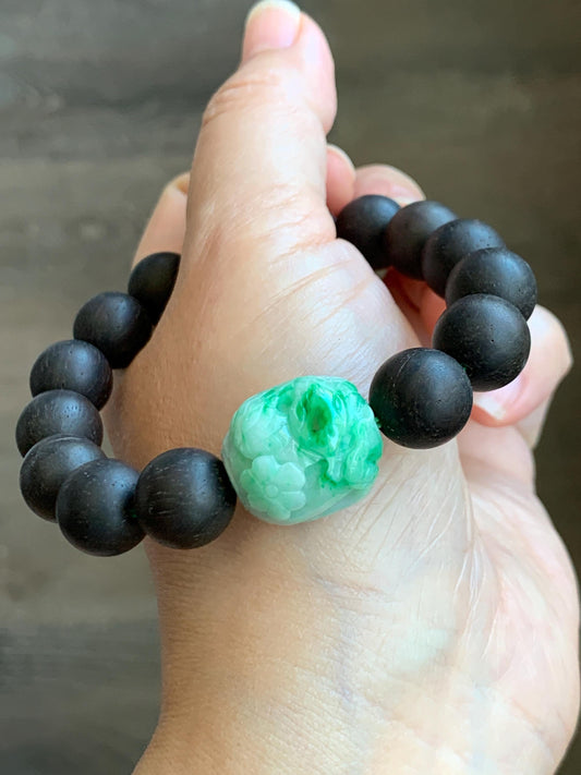 Natural Grade A Icy Green Wuji Marbled Jadeite Carved Snake Cherry Blossom Barrel Bead Beaded Bracelet 7.5" 29g 天然啦绿乌鸡翡翠蛇梅花桶珠木珠手串 LWS129