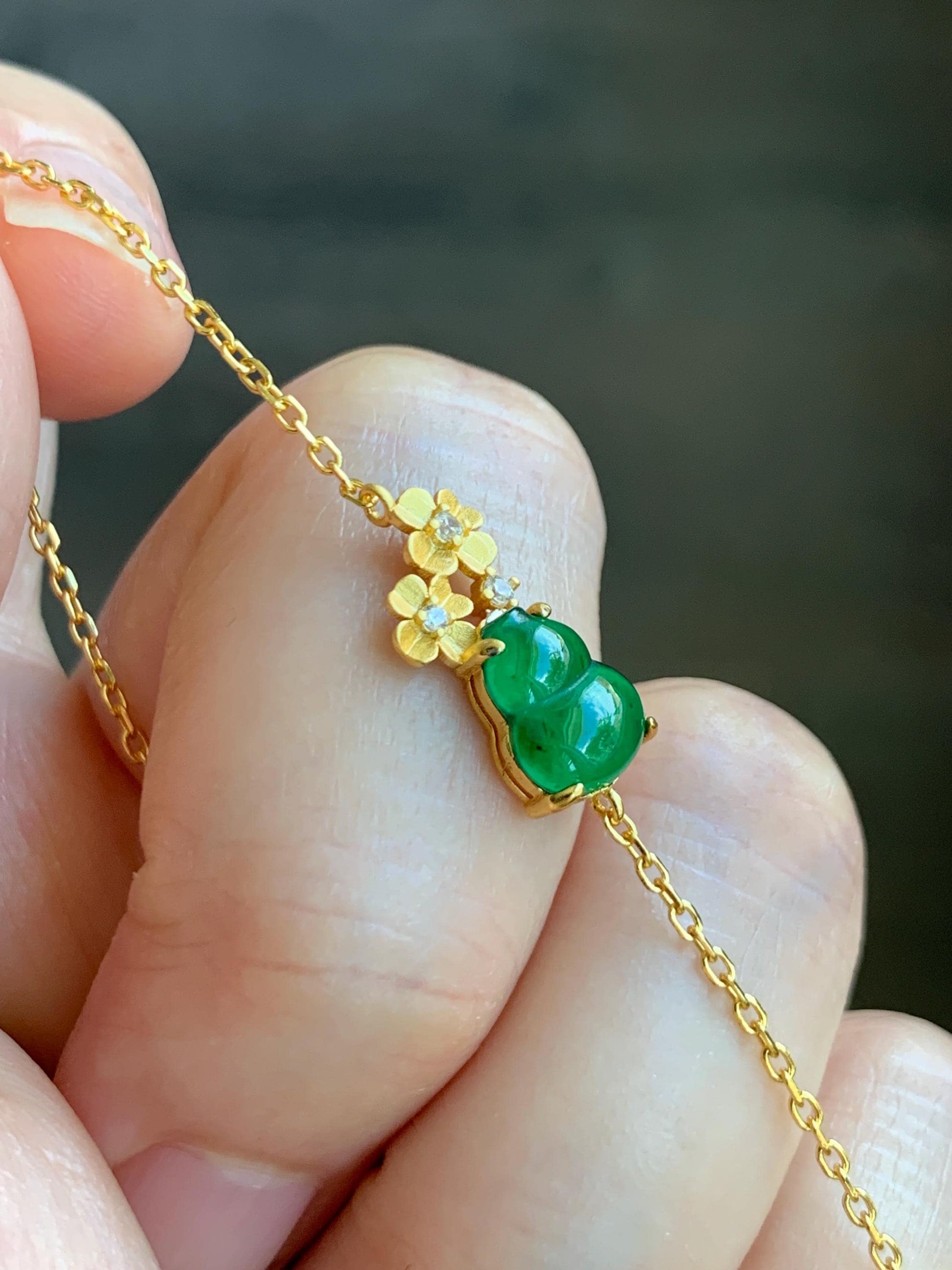 Natural Grade A Guatemalan Icy Translucent Vibrant Green Gourd Hulu Jadeite Flower Chain Bracelet Sterling Silver 6.5" 天然冰危绿翡翠葫芦梅花银手链 HGG160