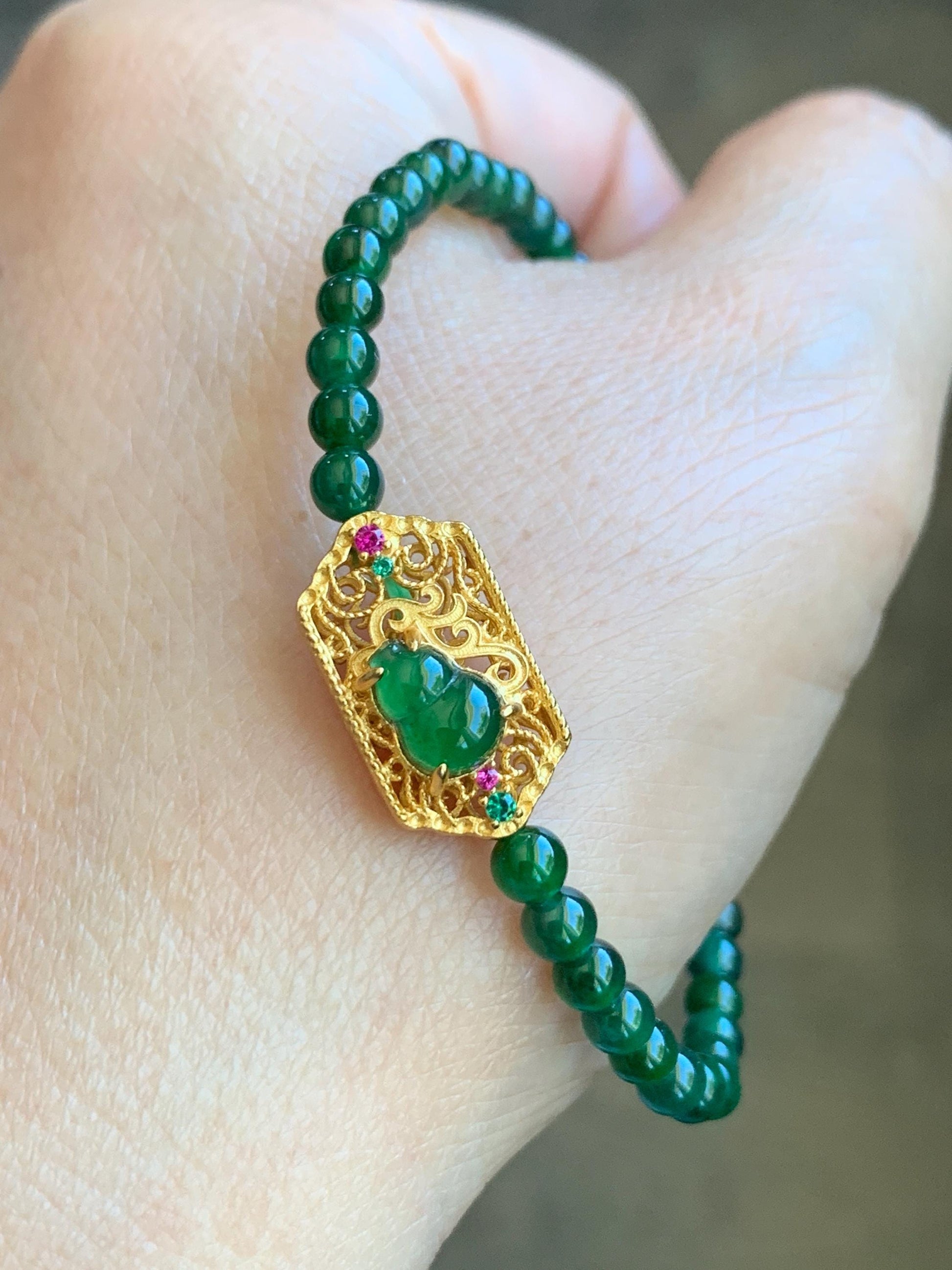 Natural Grade A Guatemalan Icy Green Jade Jadeite Petite Beads Gourd Charm Beaded Bracelet 3.8mm 6.75” Sterling Silver 天然冰危绿翡翠小圆珠葫芦潘多拉手串 CWH