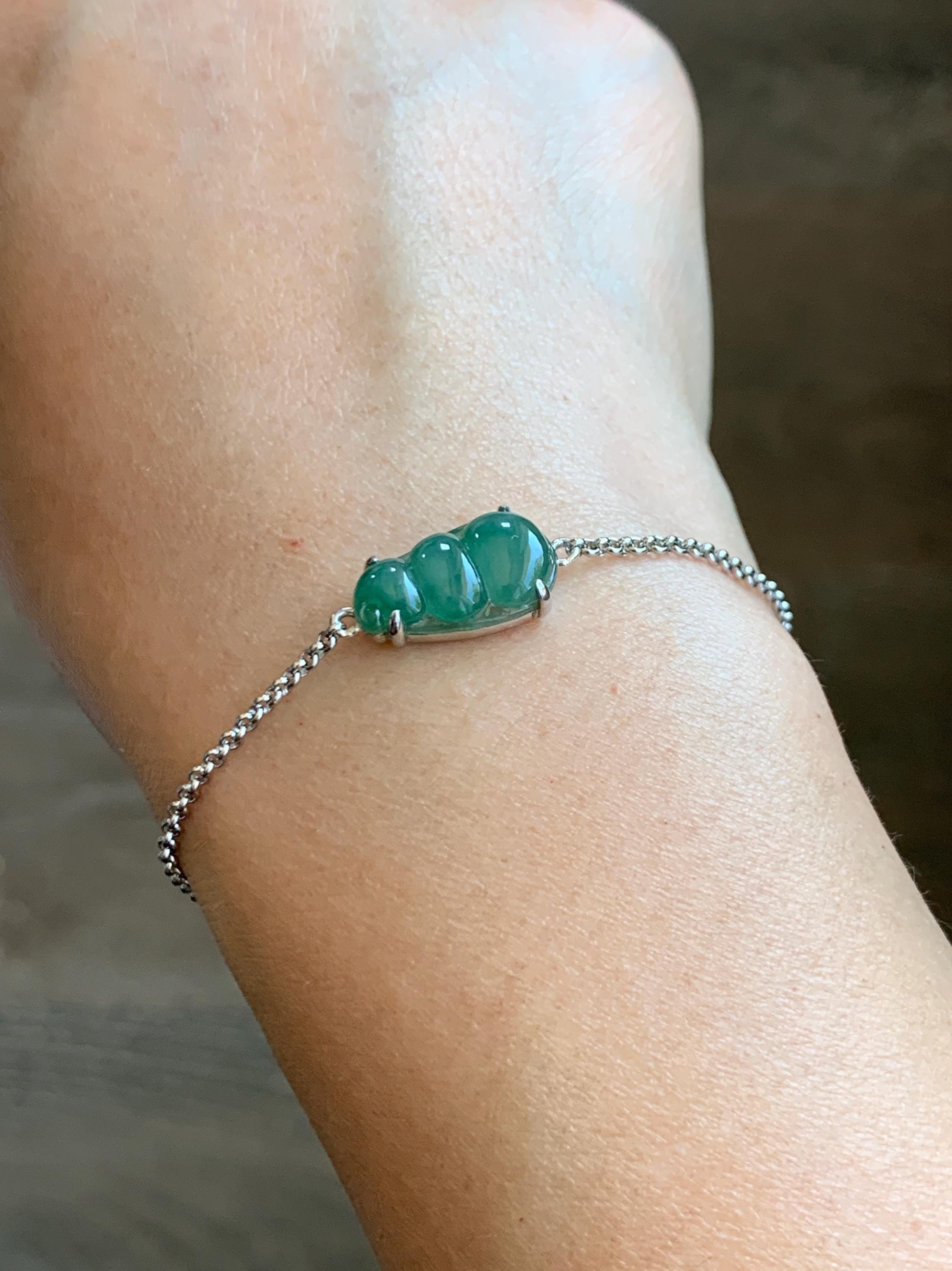 Certified Natural Grade A Icy Translucent Gelatinous Green Jadeite Peapod Chain Bracelet Sterling Silver 6.25”-8” 2.9g 天然冰胶绿翡翠福豆银镶手链 9437