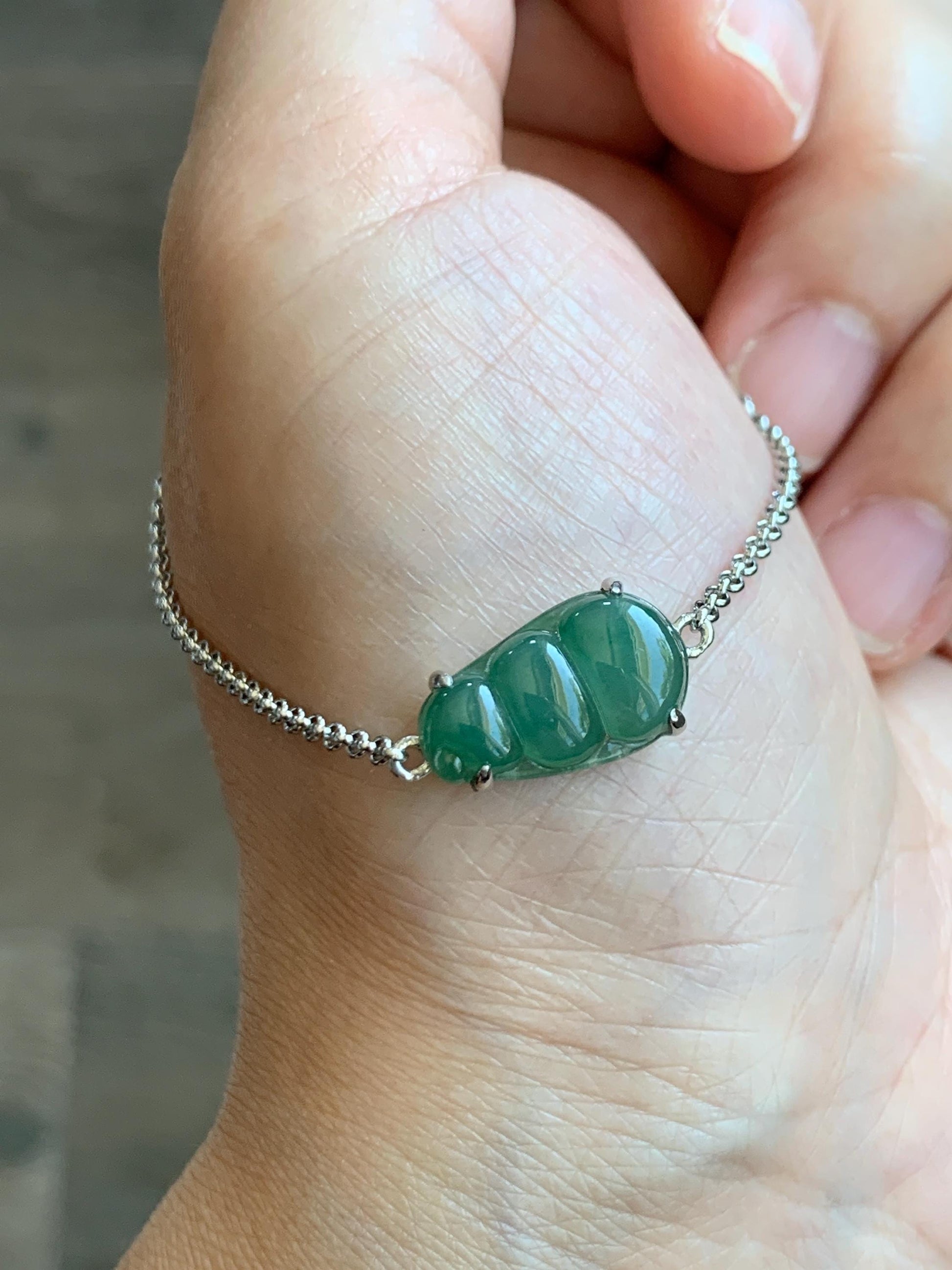 Certified Natural Grade A Icy Translucent Gelatinous Green Jadeite Peapod Chain Bracelet Sterling Silver 6.25”-8” 2.9g 天然冰胶绿翡翠福豆银镶手链 9437