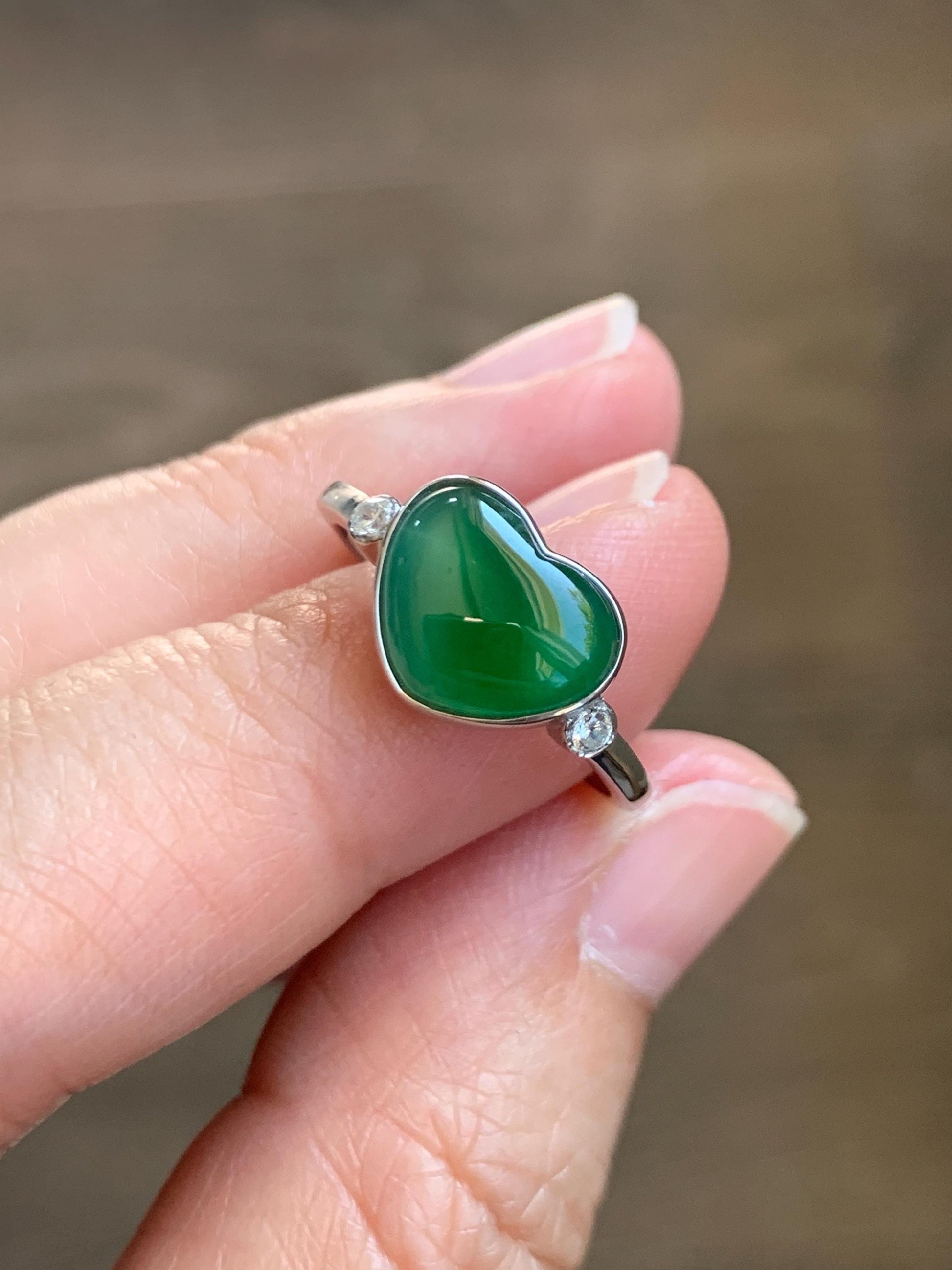 Certified Natural Guatemalan Icy Highly Translucent Rich Green Jadeite Heart Ring Sterling Silver size 7.25 US 2.66g 天然冰危绿翡翠爱心镶嵌戒指 9445