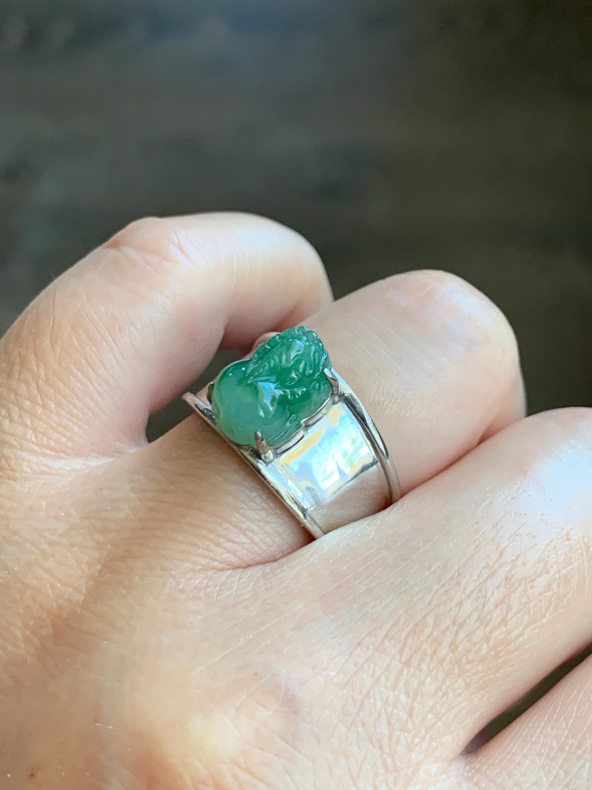 Certified Natural Grade A Icy Translucent Green Marbled Jadeite Pixiu Wide Band Ring Sterling Silver size 7.5 US 7.7g 天然冰胶飘绿花翡翠貔貅银镶宽版戒指 9448
