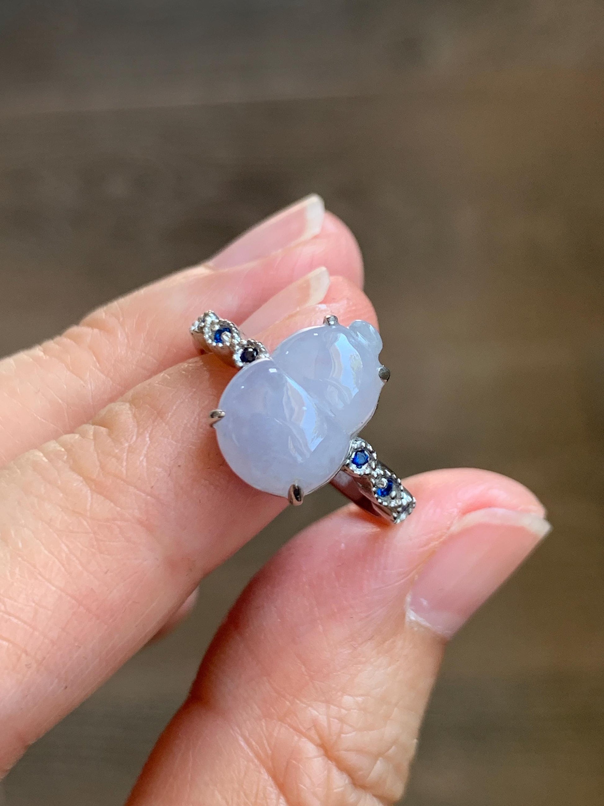 Certified Natural Grade A Icy Translucent Gelatinous Pastel Lavender Jadeite Gourd Hulu Ring Sterling Silver size 7 US 天然冰胶淡紫翡翠葫芦镶嵌戒指 9444