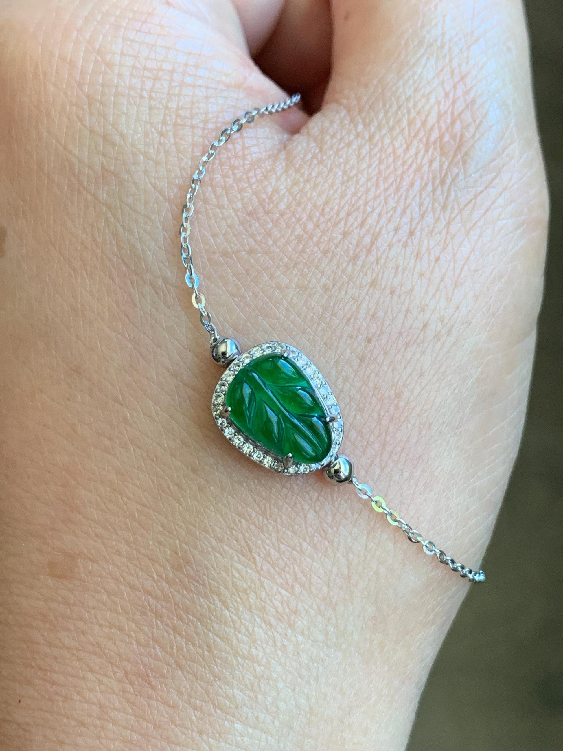 Natural Grade A Guatemalan Icy Translucent Vibrant Green Jadeite Leaf Charm Sterling Silver Chain Bracelet adjustable 天然冰危绿翡翠叶子针式银手链 LYPD