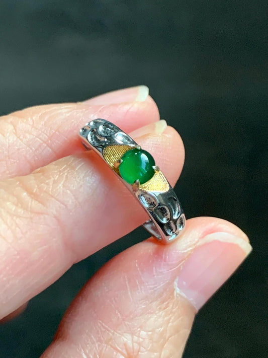 Natural Guatemalan Icy Translucent Vibrant Green Round Jadeite Band Style Ring Two-tone Sterling Silver Size 7 Adjustable 天然冰危绿翡翠银镶戒指 TTB56B