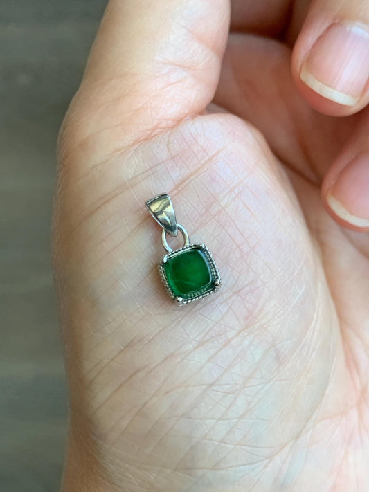 Natural Grade A Guatemalan Icy Highly Translucent Vibrant Green Jadeite Petite Square Pendant Sterling Silver 天然冰危绿翡翠方糖银镶吊坠 WLFT85