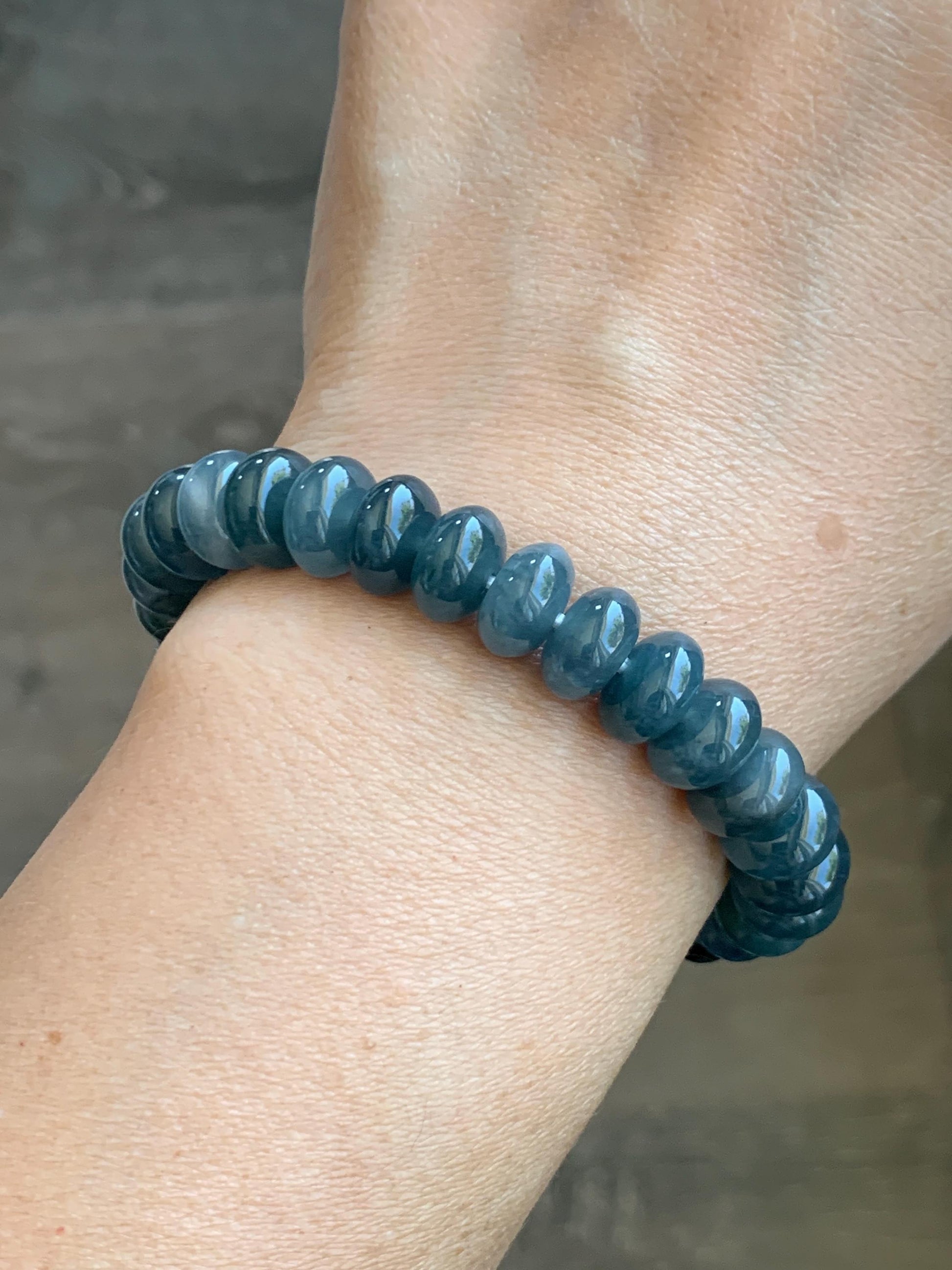 Certified Natural Guatemalan Icy Translucent Dusty Aegean Blue Jadeite Drum Beads Beaded Bracelet Stretchy 7” 34.74g 天然冰危蓝水翡翠鼓珠手串 9405