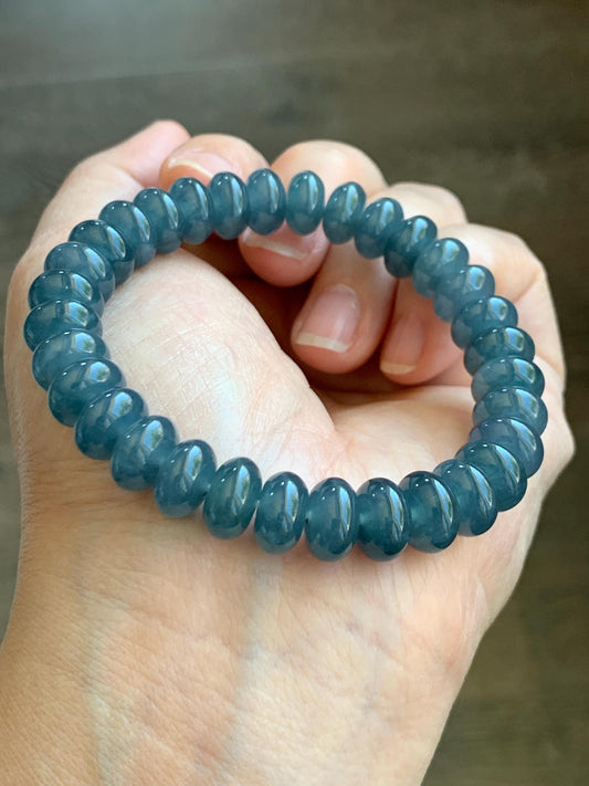 Certified Natural Guatemalan Icy Translucent Dusty Aegean Blue Jadeite Drum Beads Beaded Bracelet Stretchy 7” 34.72g 天然冰危蓝水翡翠鼓珠手串 9404