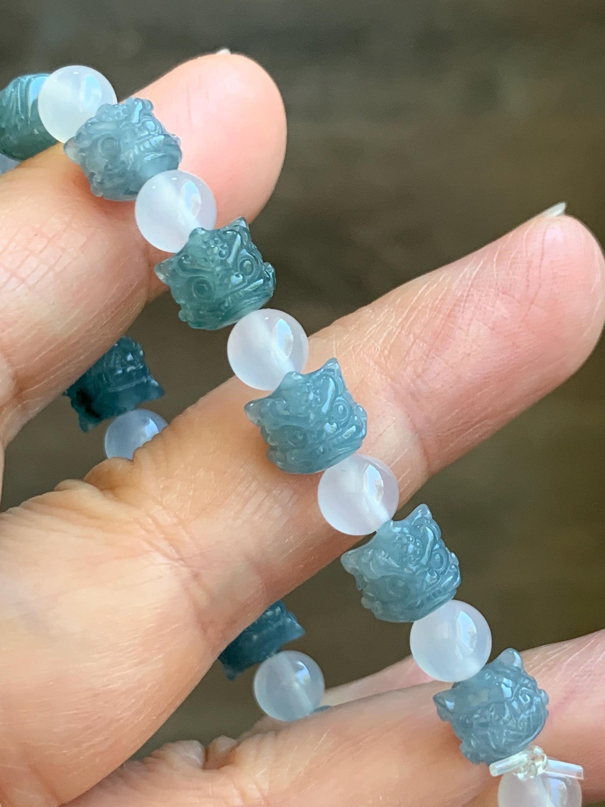 Natural Grade A Guatemalan Icy Translucent Gelatinous Blue Jadeite Carved Dancing Lion Heads Beaded Bracelet 6.5” 13g 天然冰危篮翡翠醒狮珠手串 XSZ440