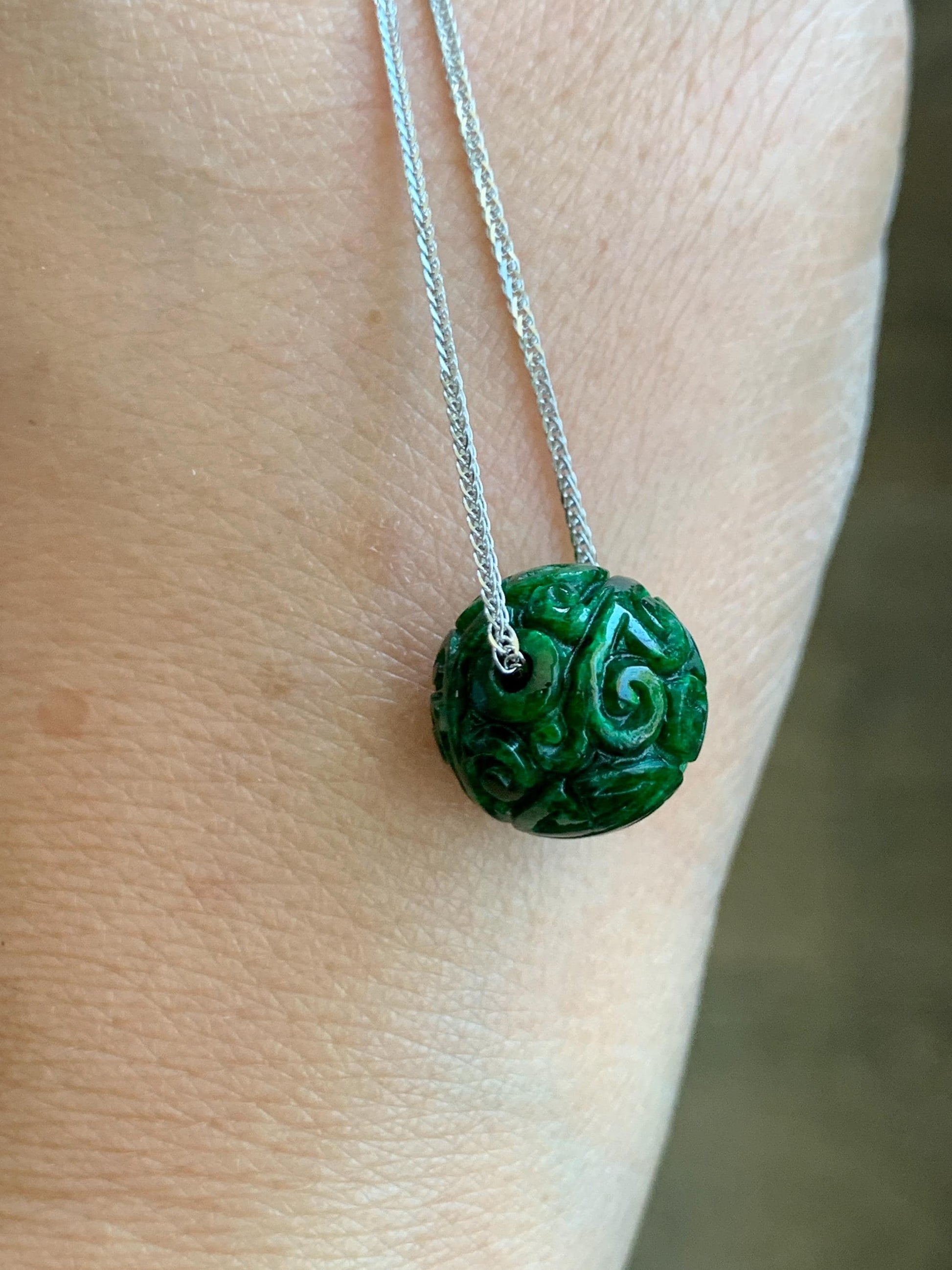 Certified Natural Grade A Icy Green Jade Jadeite Engraved Bead Sphere Pendant Sterling Silver Necklace Adjustable 17” 天然绿花青翡翠仿古雕单珠吊坠 2641