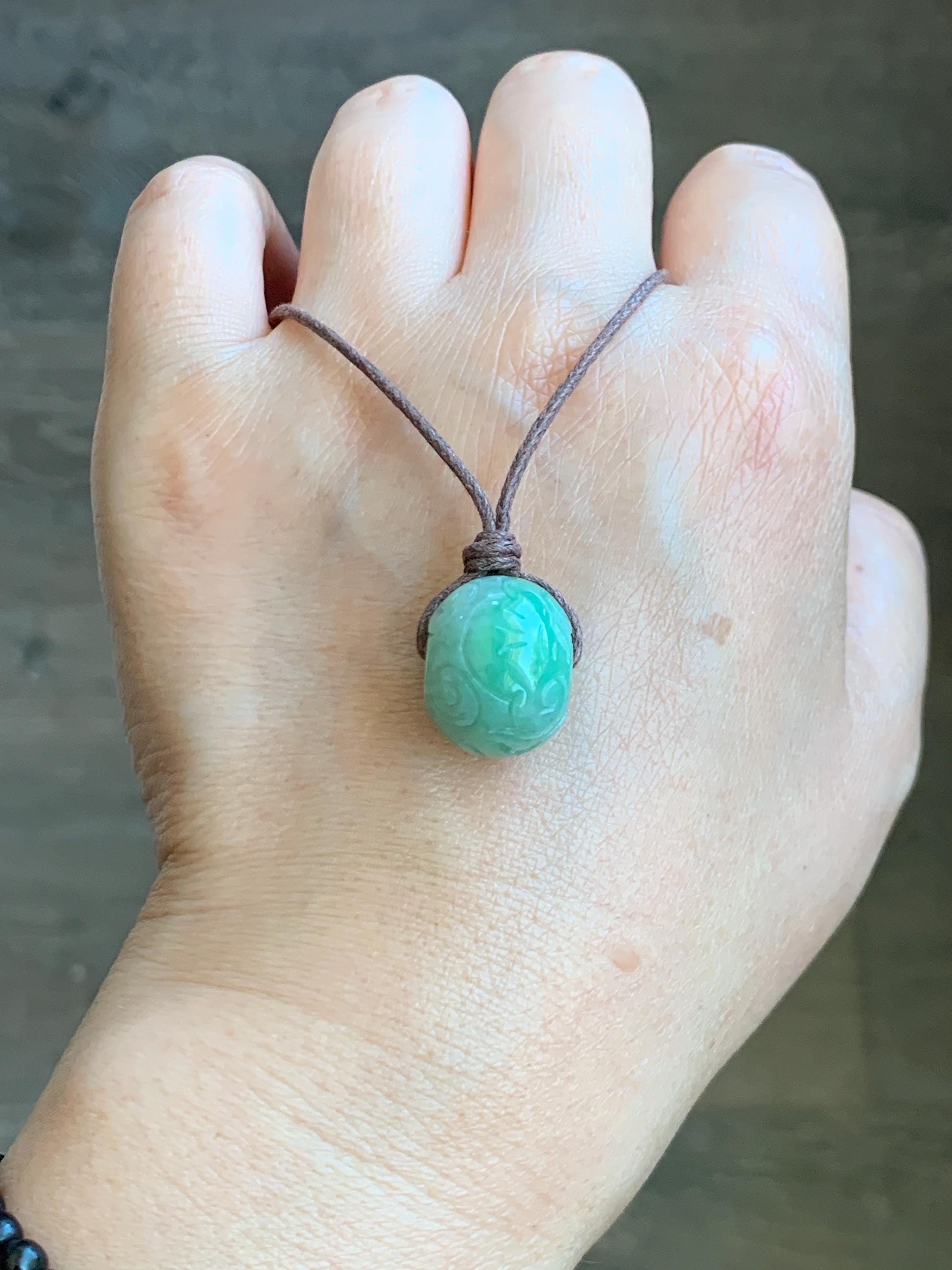 Natural Grade A Icy Translucent Green Jade Jadeite Engraved Apple Bead Pendant Adjustable Rope Necklace 25” 8g 天然冰绿翡翠雕花苹果珠吊坠项链 MLPG66