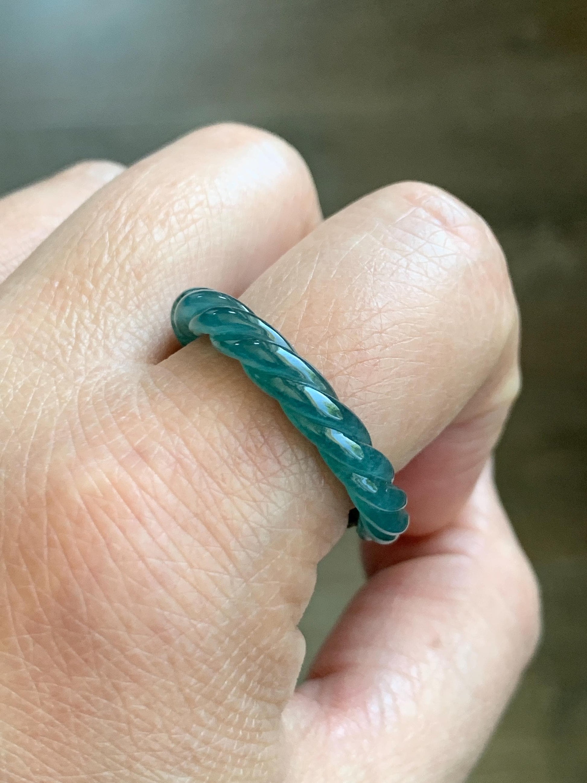 Natural Grade A Guatemalan Icy Translucent Gelatinous Dark Teal Blue Jadeite Carved Braid Band Ring Size 11.5 US 3g 天然冰胶危蓝水翡翠麻花戒圈 WMH60C