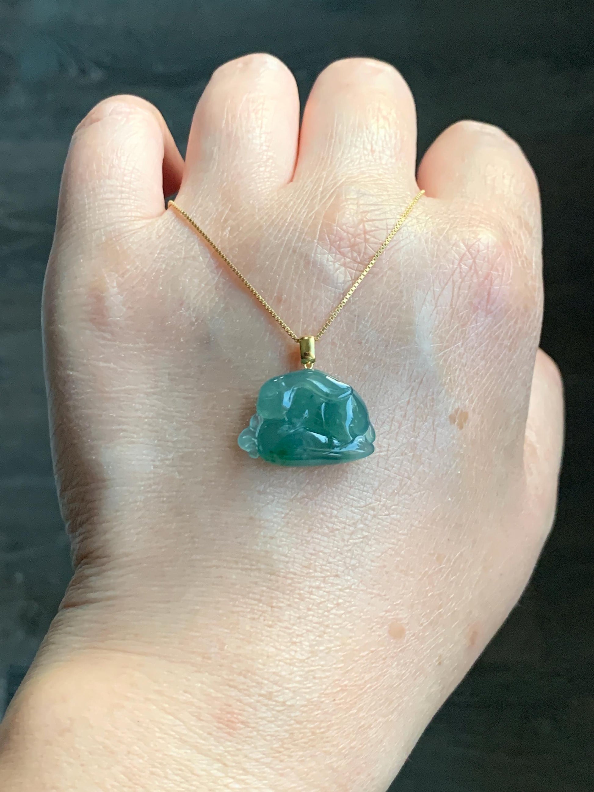 Natural Grade A Guatemalan Icy Translucent Teal Green Marbled Jade Jadeite Rabbit Carrot Pendant 18K Yellow Gold 天然冰危蓝绿翡翠小兔胡萝卜吊坠 XTLP150