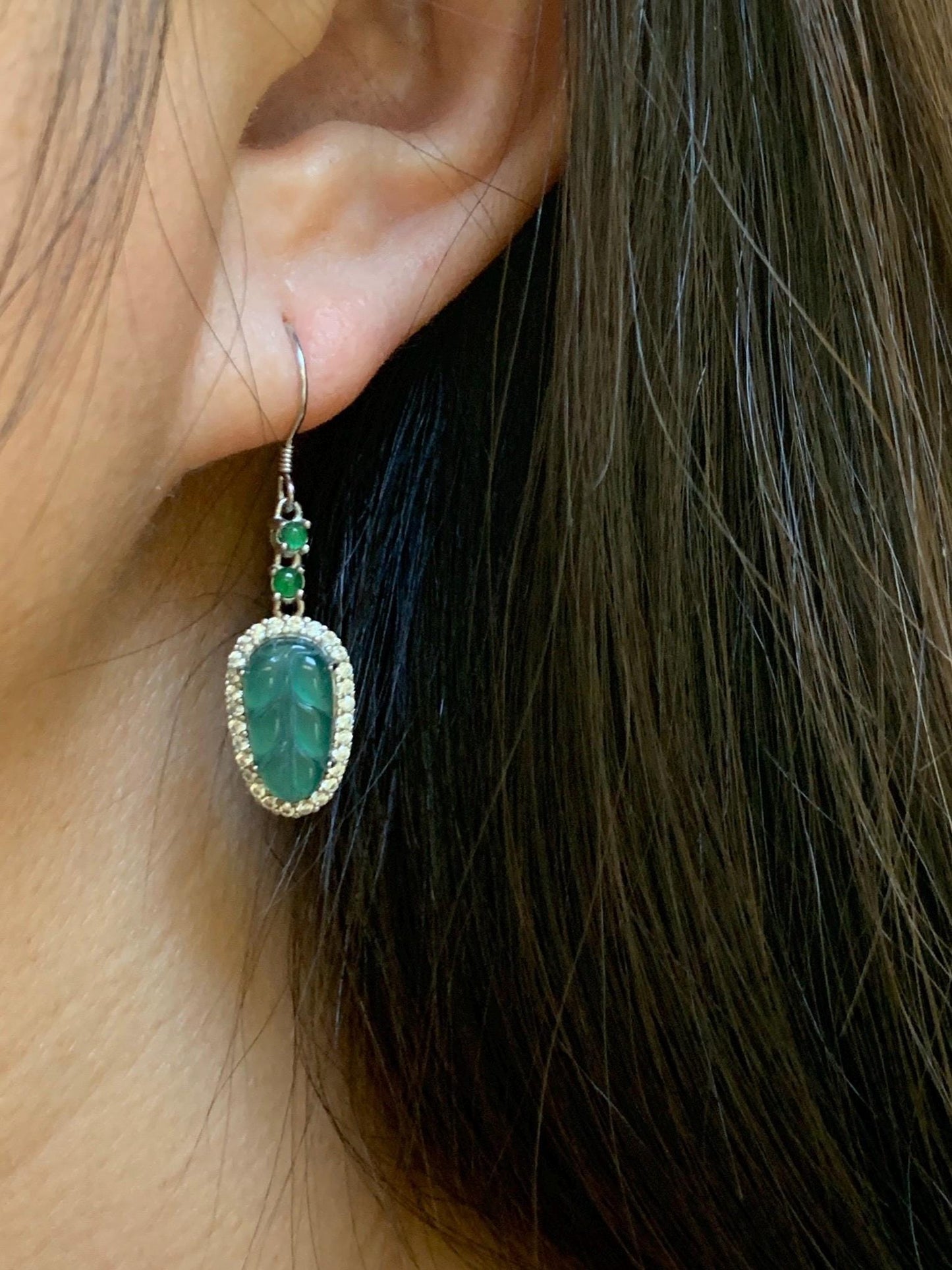 Natural Guatemalan Grade A Icy Translucent Teal Green Jadeite Leaf Vibrant Green Jadeite Earrings Sterling Silver 天然冰危蓝绿翡翠大叶有成银镶耳钩 WLYC88