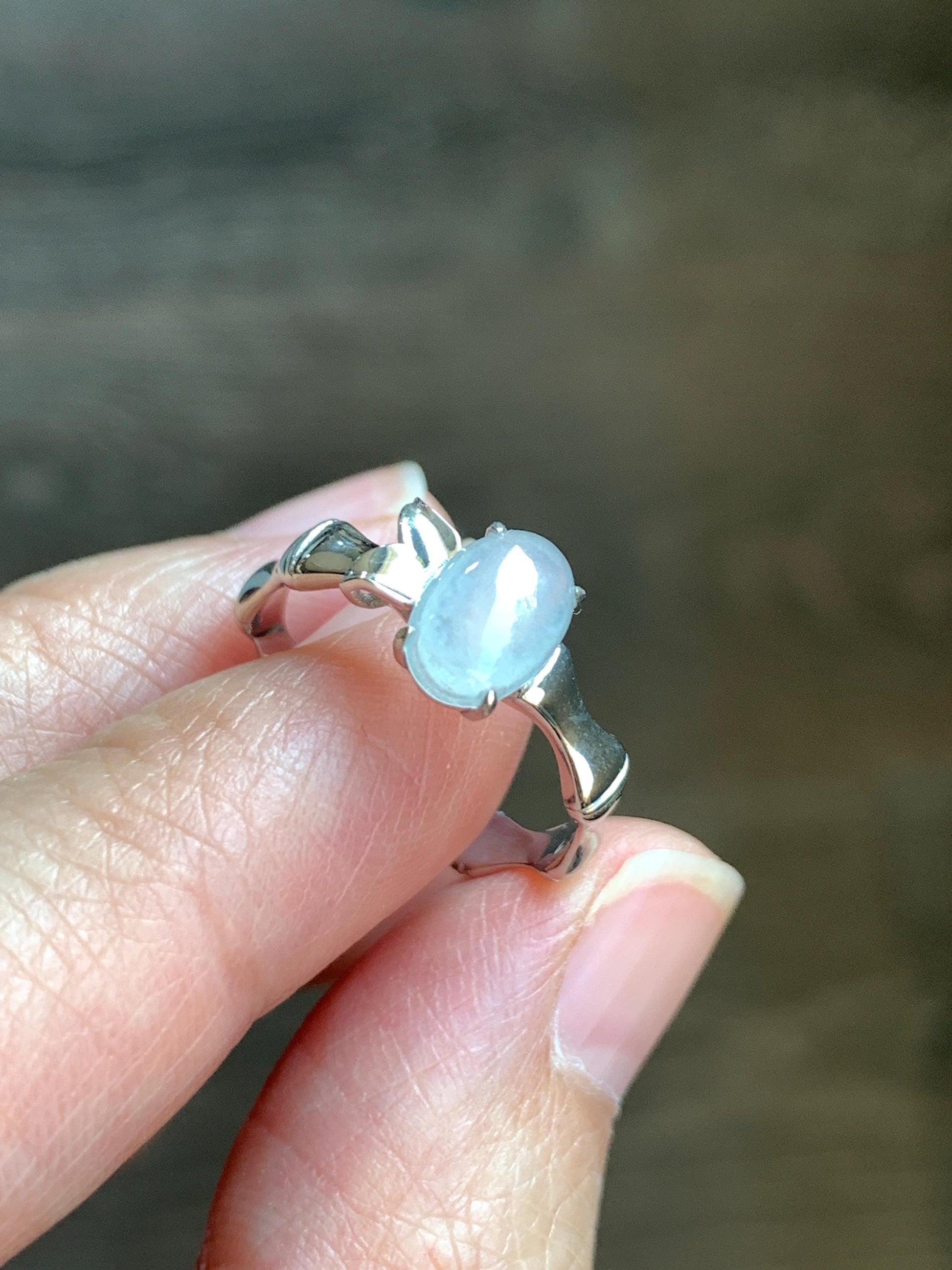 Certified Natural Grade A Icy Highly Translucent Gelatinous Icy White Oval Jadeite Bamboo Ring Sterling Silver size 7 US 天然冰胶翡翠镶嵌竹节款戒指 7397