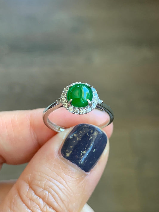 Natural Grade A Guatemalan Icy Translucent Vibrant Green Jadeite Halo Style Ring Sterling Silver Size Adjustable 天然冰危绿翡翠银镶戒指 WLH88