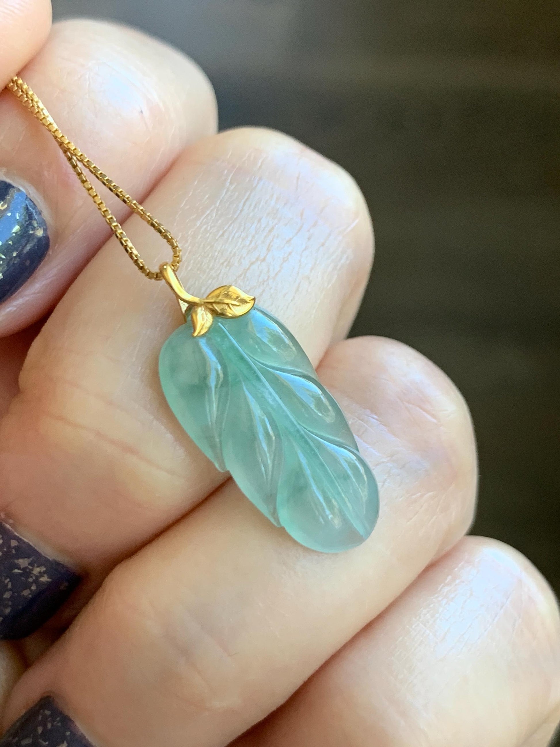 Natural Grade A Icy Highly Translucent Light Green Marbled Jade Jadeite Carved Leaf Petite Pendant 18K Yellow Gold 天然冰起光飘花翡翠大叶有成镶嵌小吊坠 XMY280