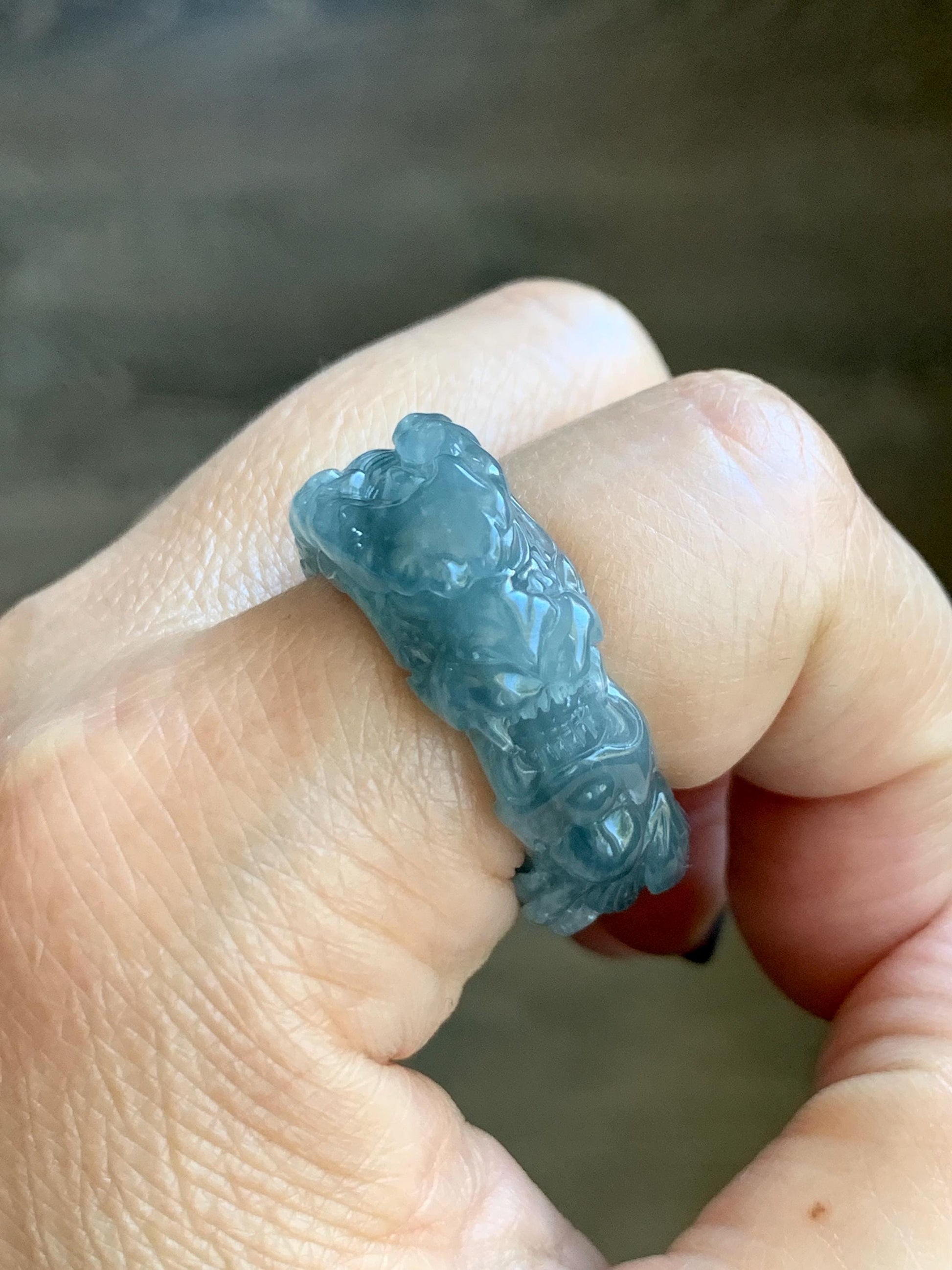 Natural Grade A Guatemalan Icy Translucent Dusty Teal Blue Jade Jadeite Carved Dragon Band Ring size 9.5 US 10g 天然冰胶危蓝翡翠盘龙戒圈戒指扳指 TSW563C