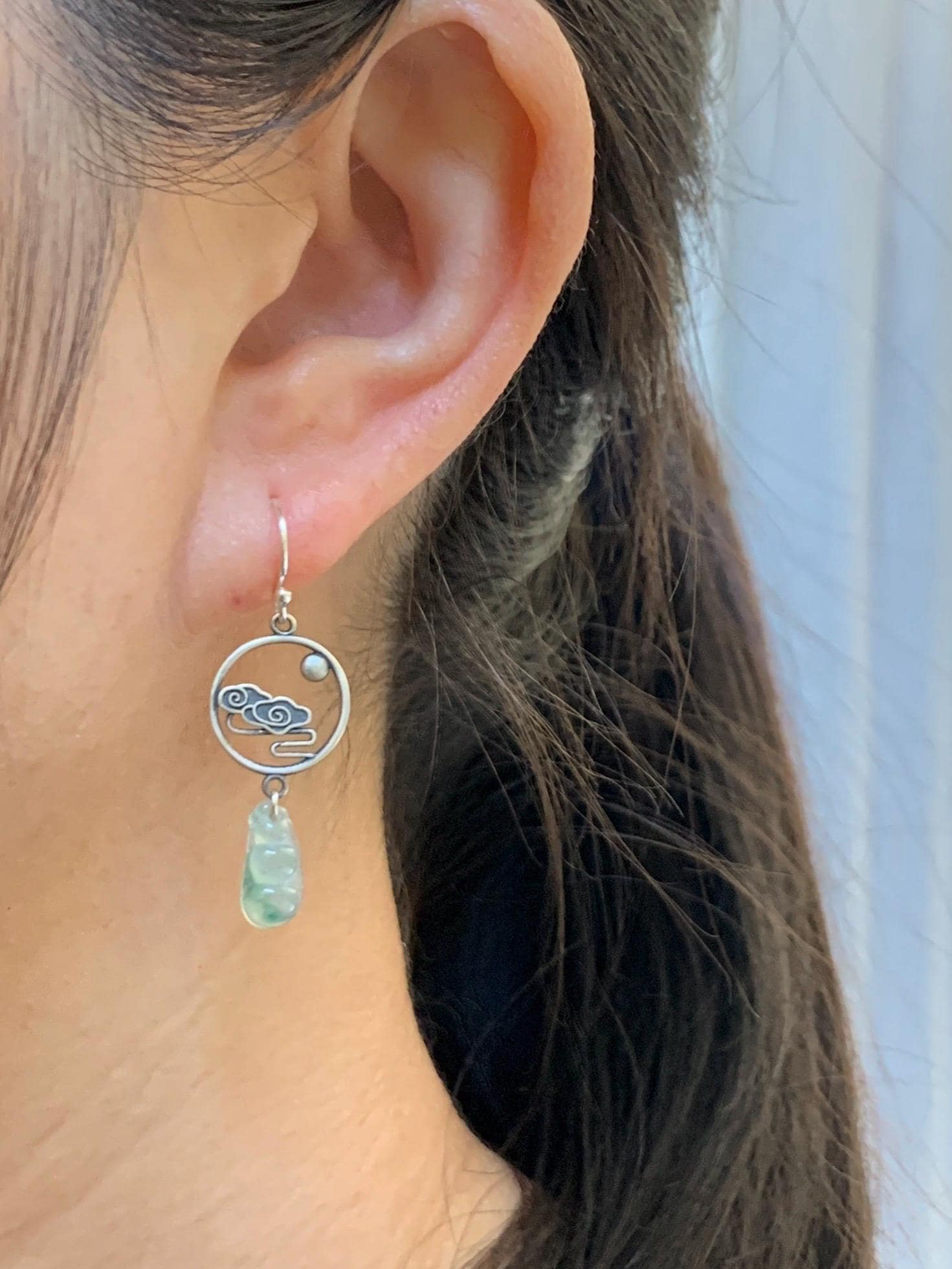 Natural Grade A Icy Highly Translucent Green Marbled Jadeite Carved Petite Peapod Dangle Earrings Sterling Silver 天然冰晴飘绿花翡翠福豆银耳钩 MPFD69