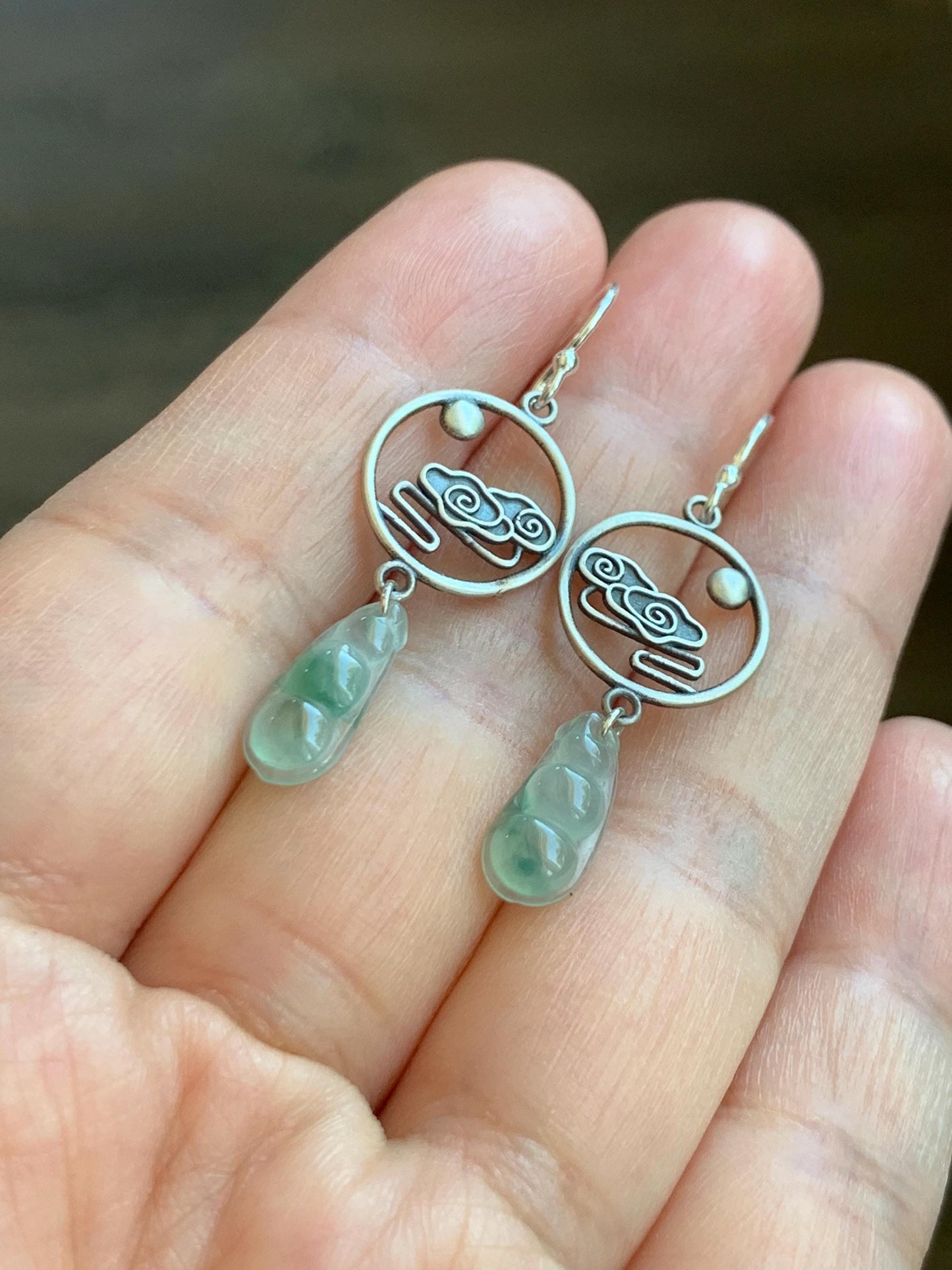 Natural Grade A Icy Highly Translucent Green Marbled Jadeite Carved Petite Peapod Dangle Earrings Sterling Silver 天然冰晴飘绿花翡翠福豆银耳钩 MPFD69