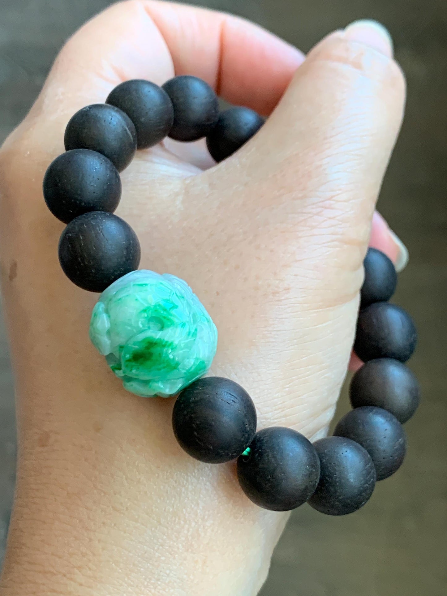 Natural Grade A Icy Green Wuji Marbled Jadeite Carved Snake Cherry Blossom Barrel Bead Beaded Bracelet 7.5" 29g 天然啦绿乌鸡翡翠蛇梅花桶珠木珠手串 LWS129