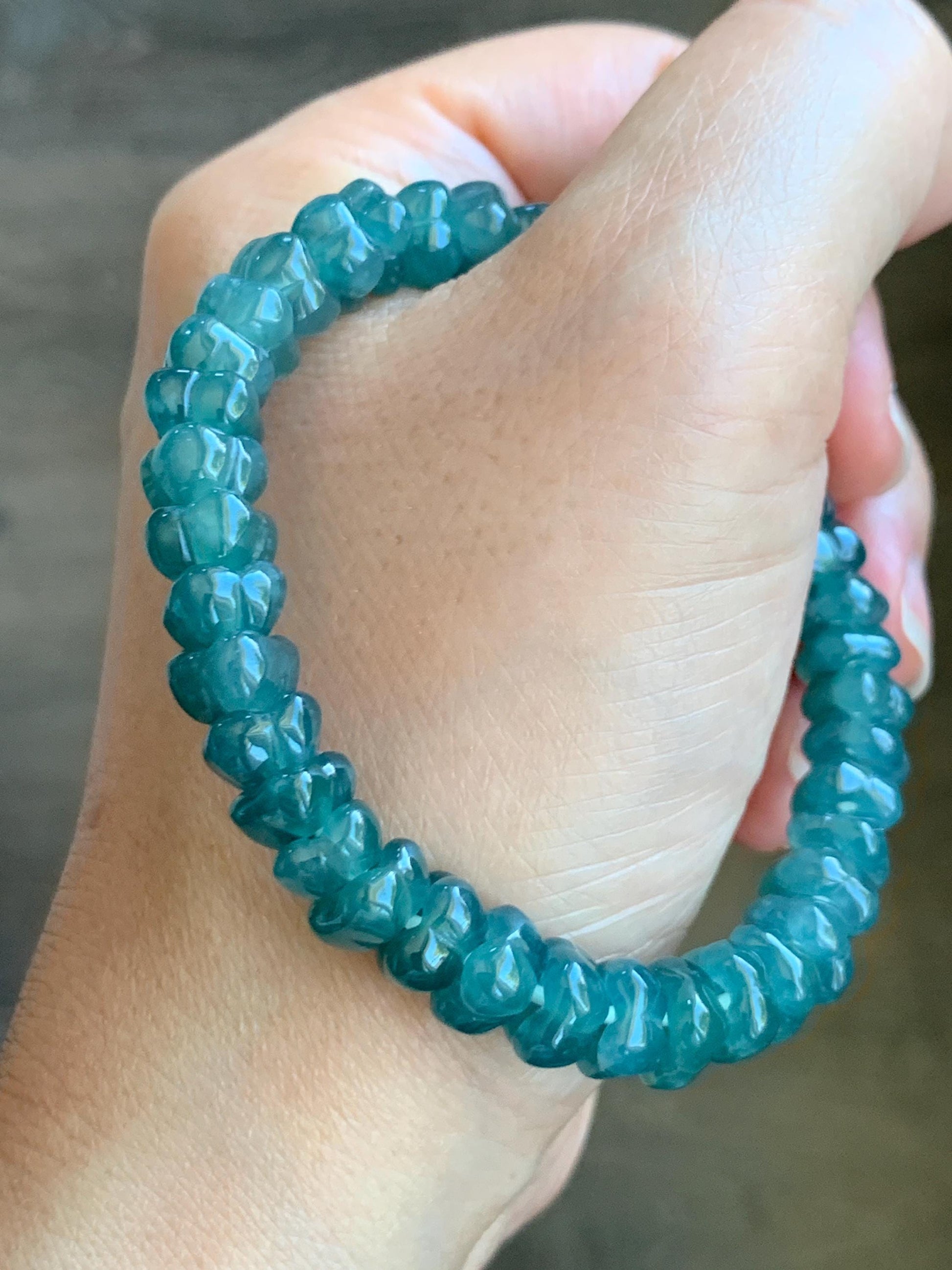Natural Grade A Icy Translucent Gelatinous Jade Jadeite Carved Osmanthus Flower Beads Beaded Bracelet 6.75” 23g 天然冰胶危蓝翡翠桂花珠手串 WLGH308